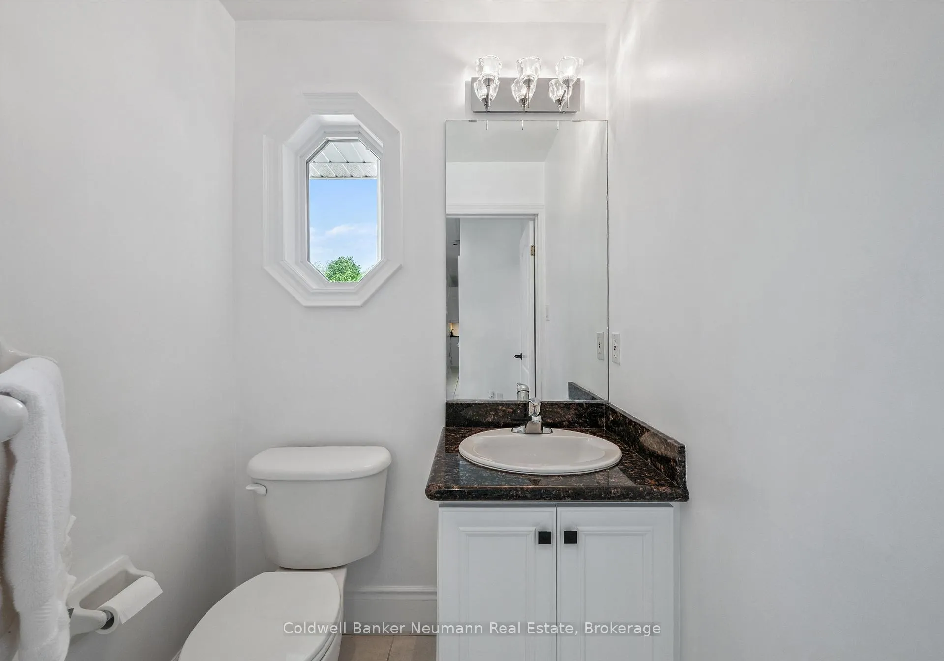 Photo 18 of 32 Forest Ridge Road, Erin, Hillsburgh — HOMEH
