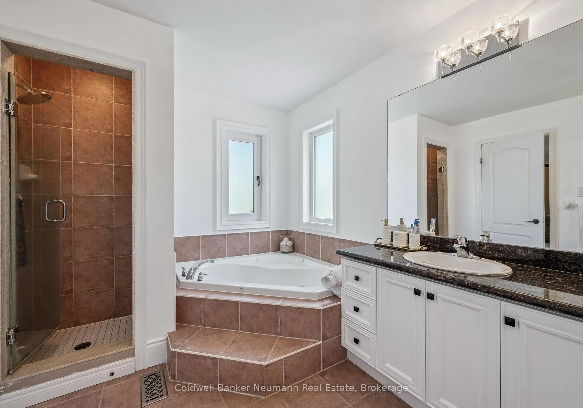 Photo 23 of 32 Forest Ridge Road, Erin, Hillsburgh — HOMEH