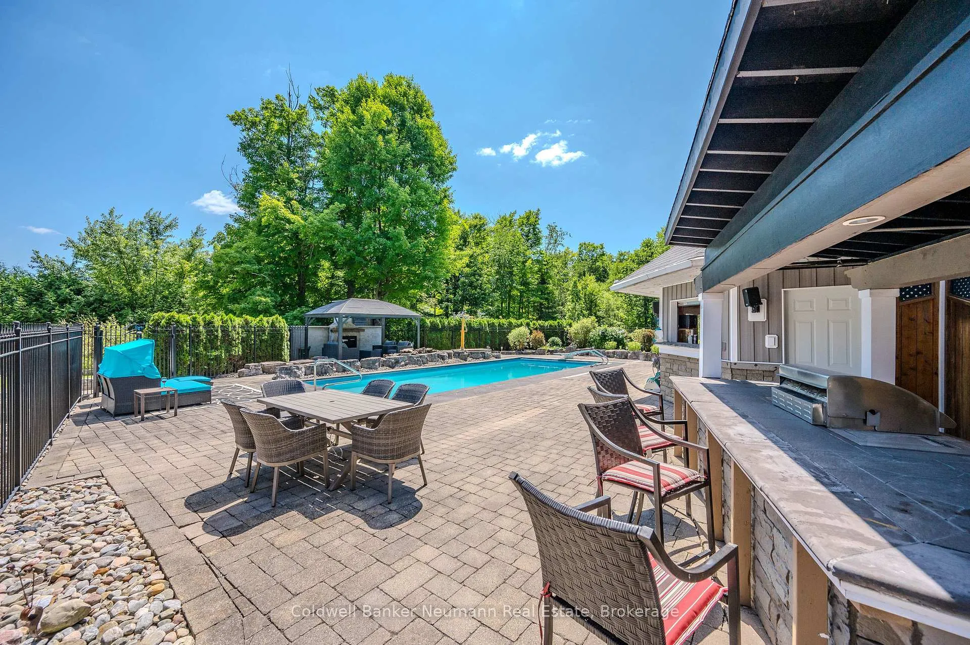 Photo 42 of 32 Forest Ridge Road, Erin, Hillsburgh — HOMEH