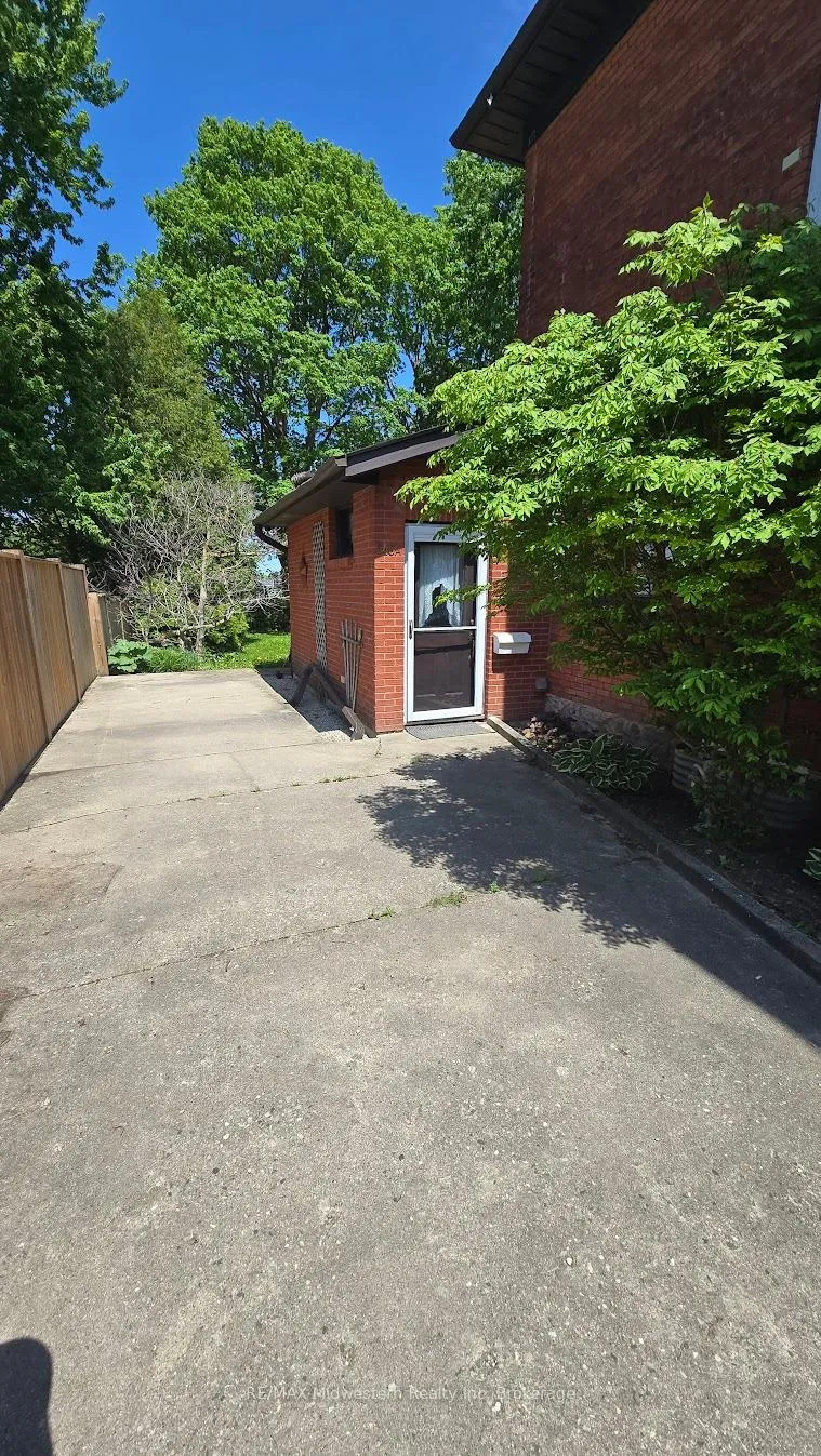 Photo 1 of Unit 2, 545 Inkerman Street E, North Perth, Listowel — HOMEH