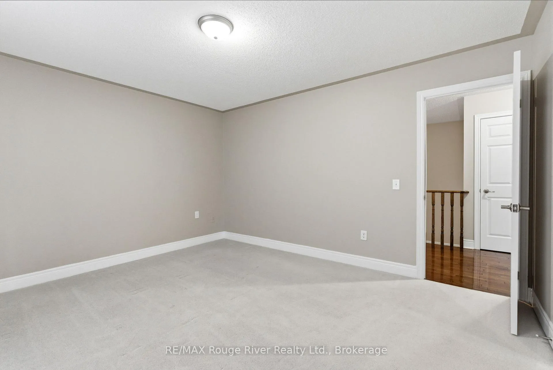 Photo 31 of 138 Kersey Crescent, Clarington, Courtice — HOMEH