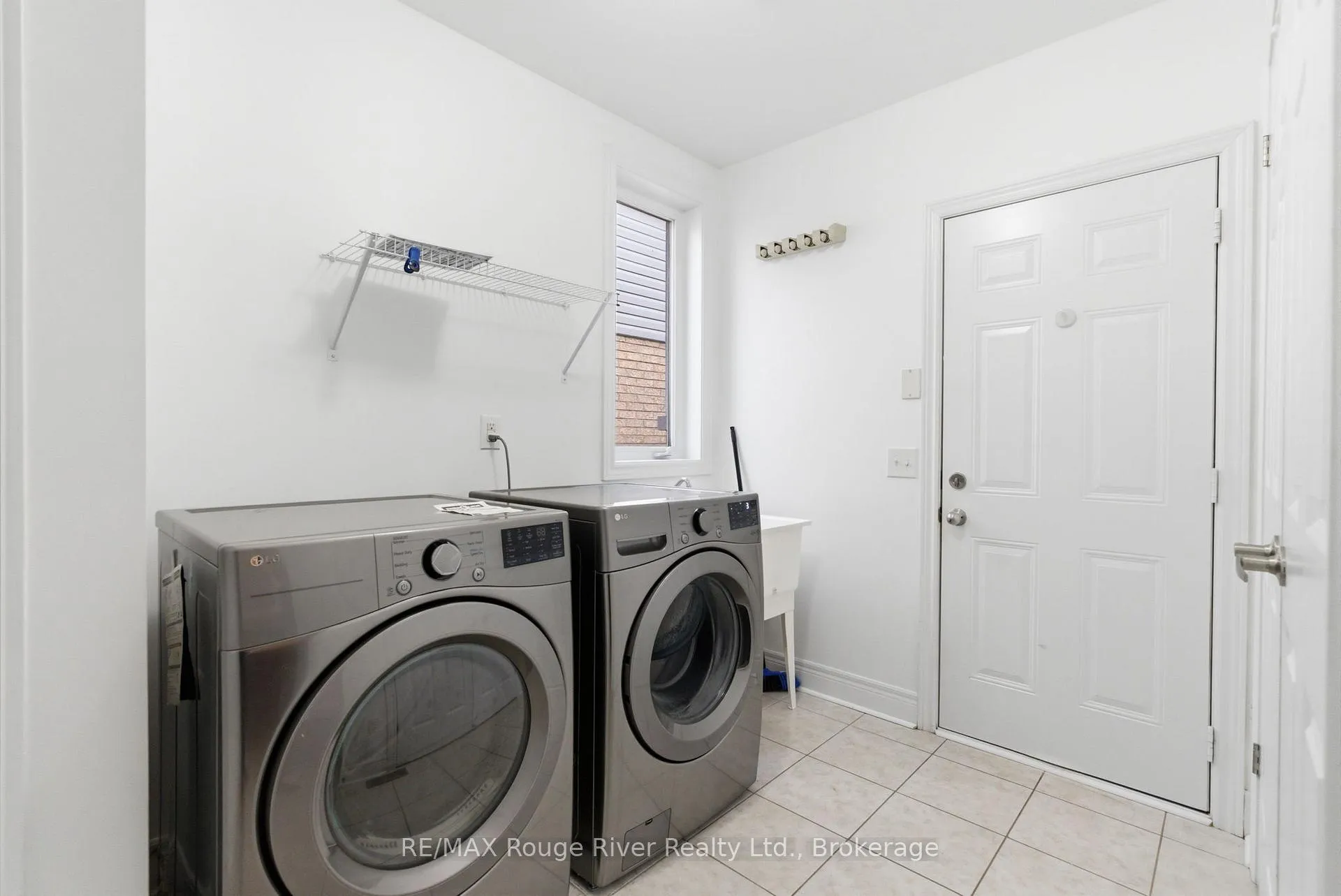 Photo 41 of 138 Kersey Crescent, Clarington, Courtice — HOMEH