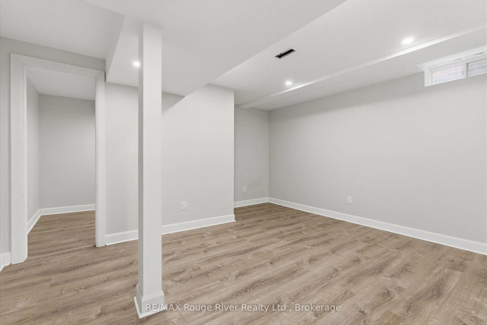 Photo 44 of 138 Kersey Crescent, Clarington, Courtice — HOMEH