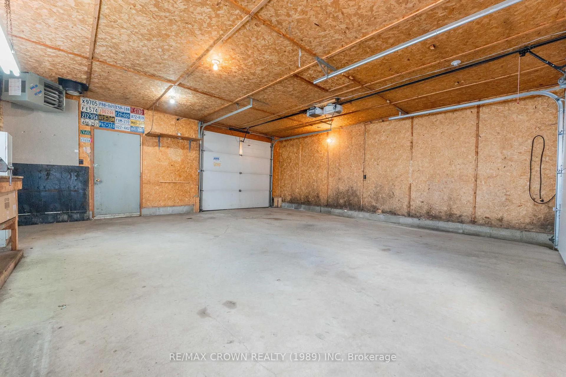 Photo 5 of 35 Bowman Avenue, Kapuskasing — HOMEH