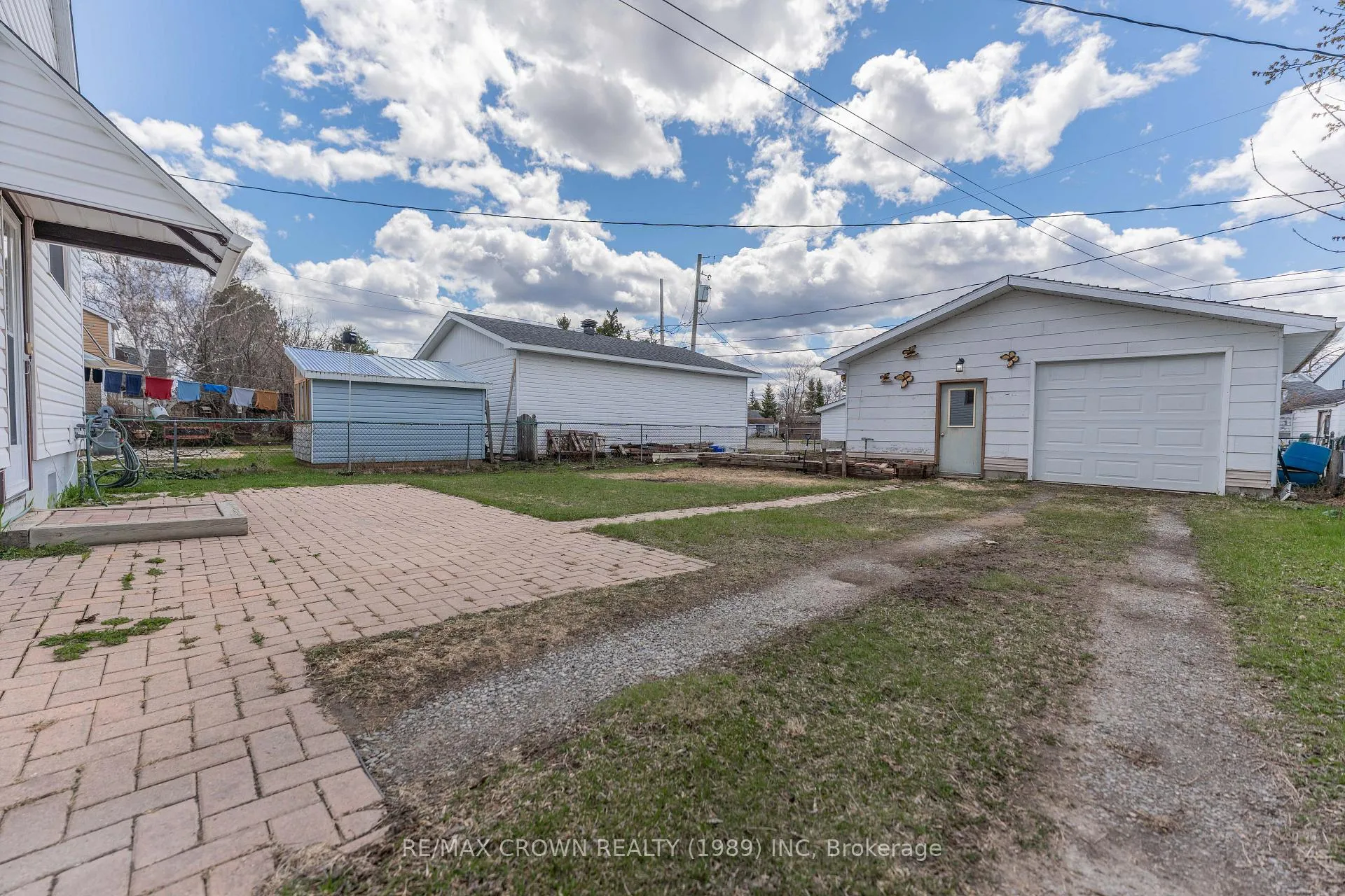 Photo 43 of 35 Bowman Avenue, Kapuskasing — HOMEH
