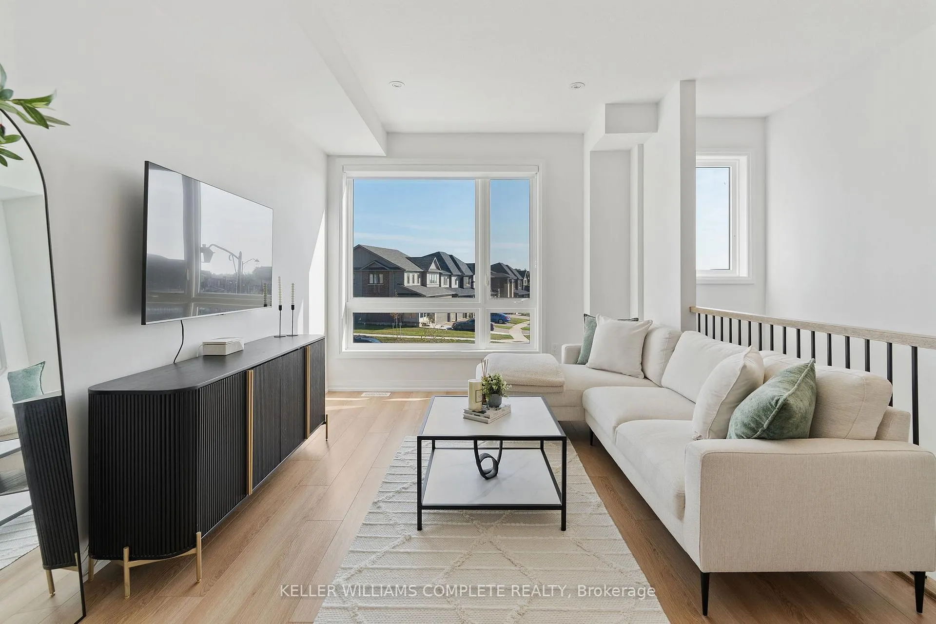 Photo 4 of Unit 61, 55 Tom Brown Drive, Brant, Paris — HOMEH