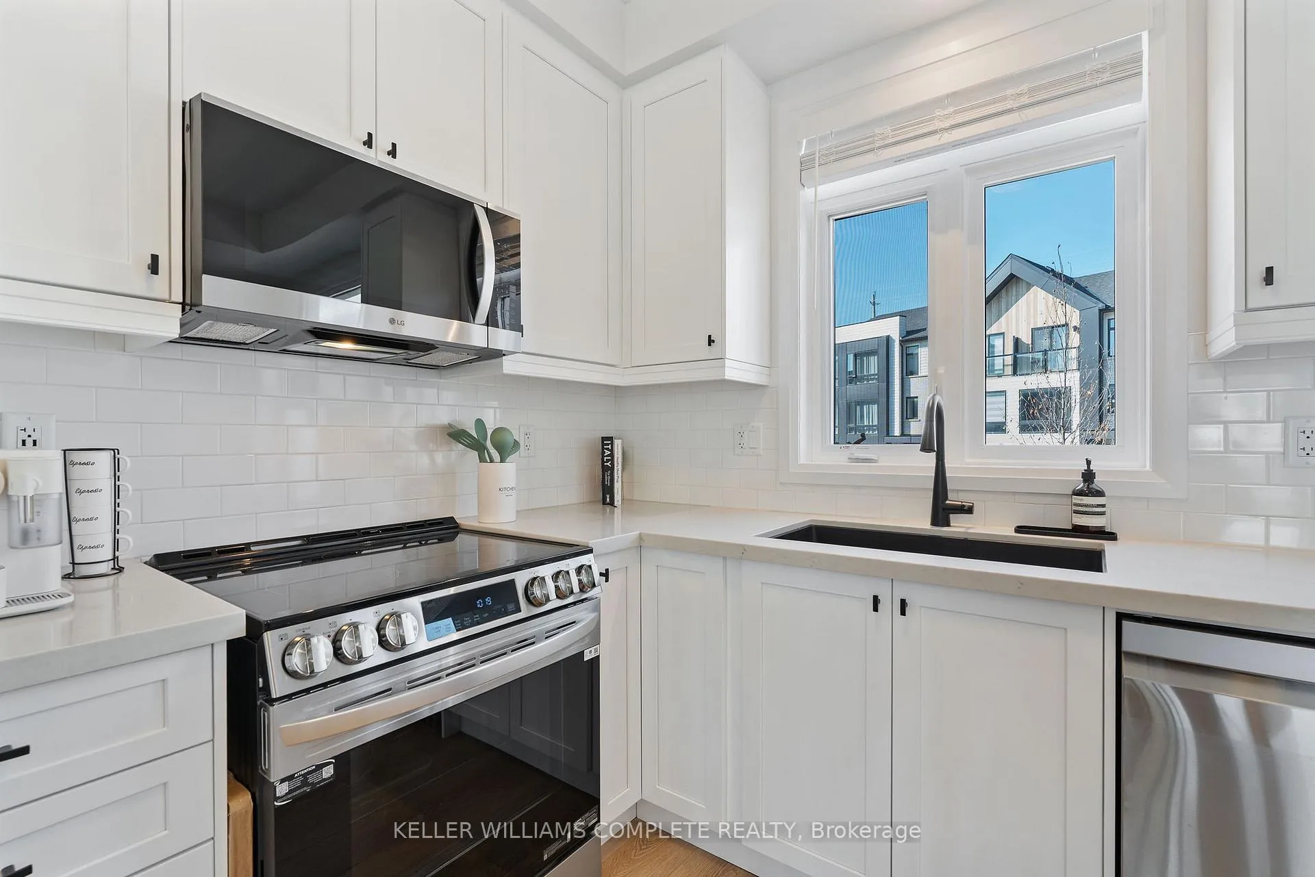 Photo 13 of Unit 61, 55 Tom Brown Drive, Brant, Paris — HOMEH