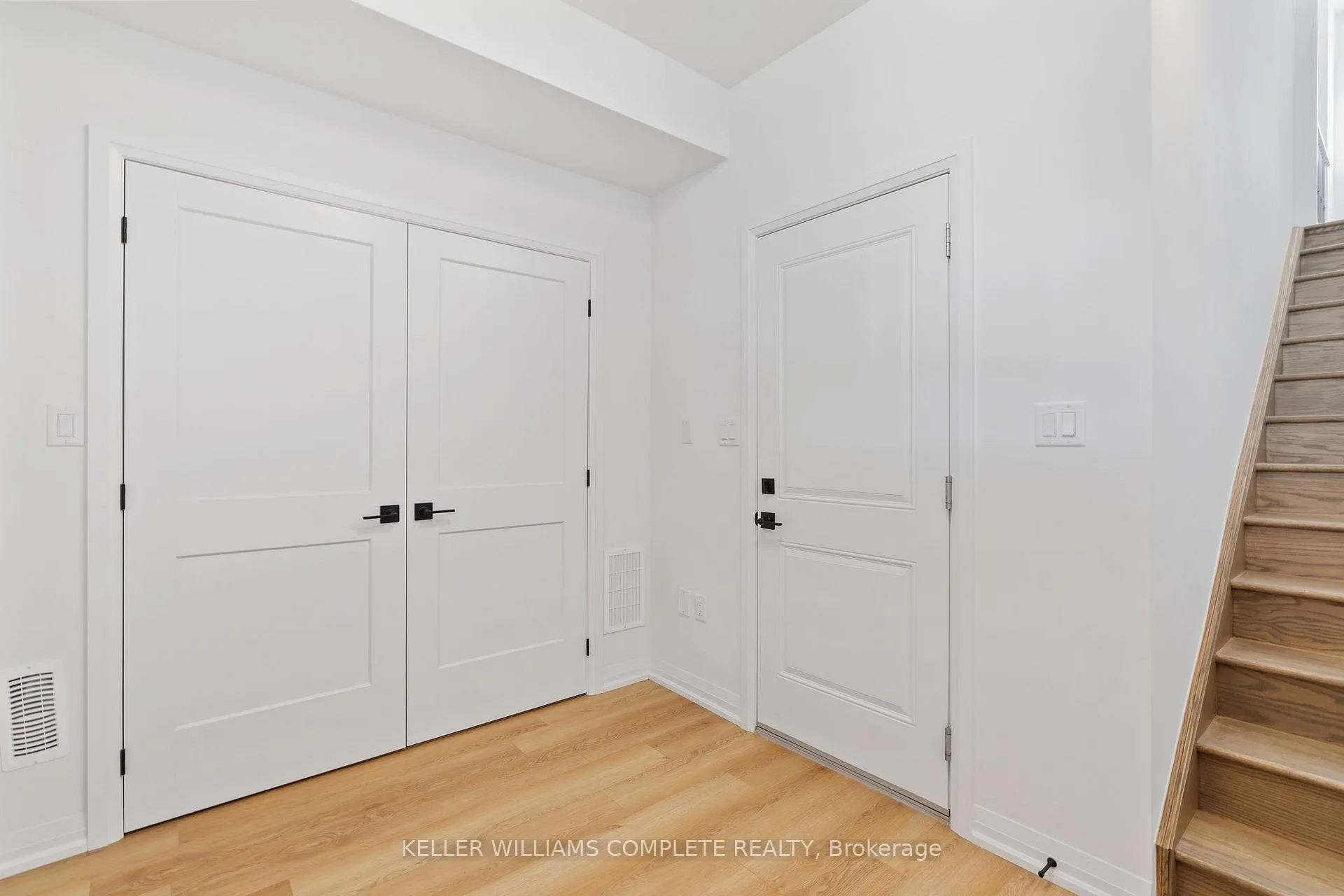 Photo 24 of Unit 61, 55 Tom Brown Drive, Brant, Paris — HOMEH
