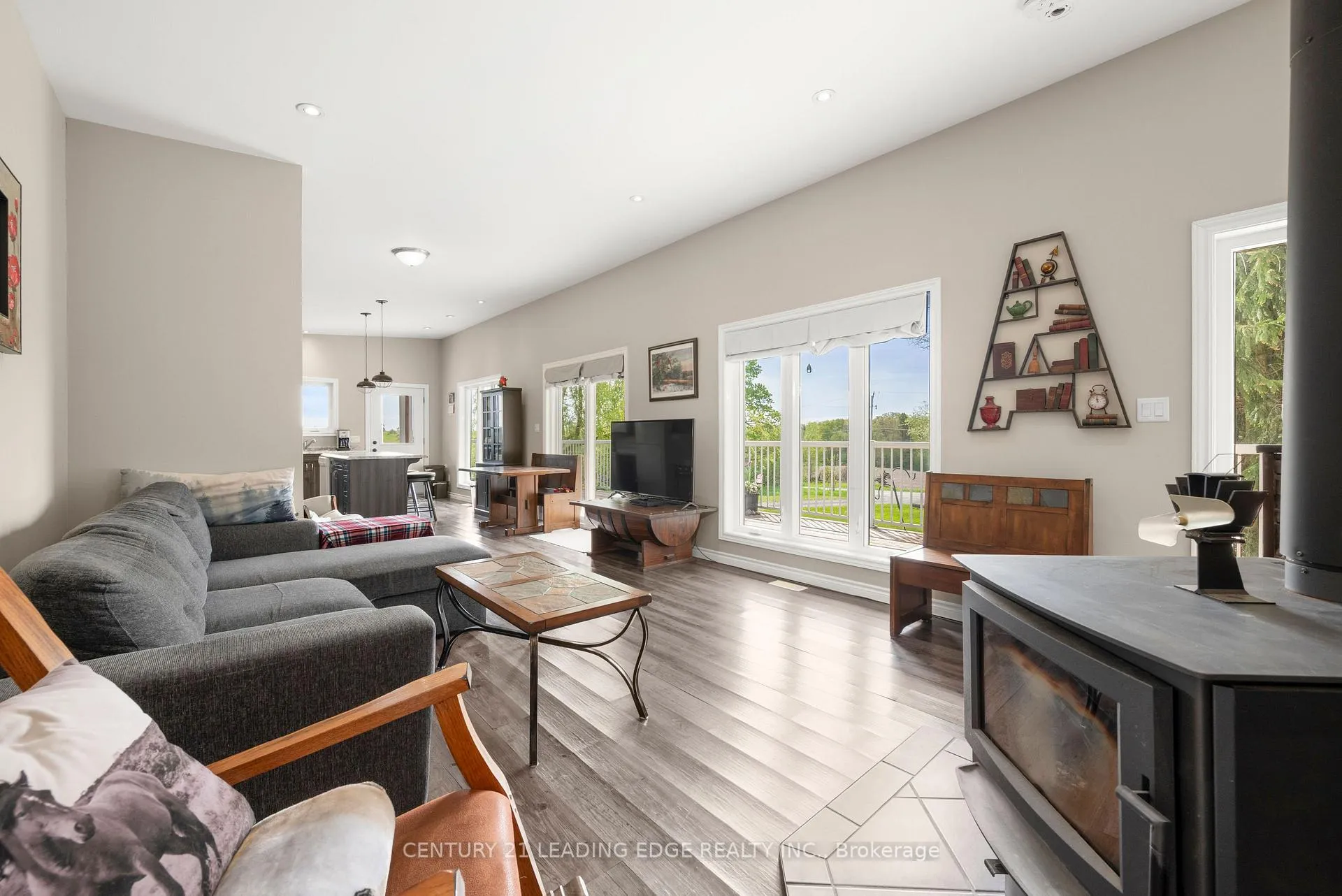 Photo 10 of 801 Ballyduff Road, Kawartha Lakes, Manvers — HOMEH