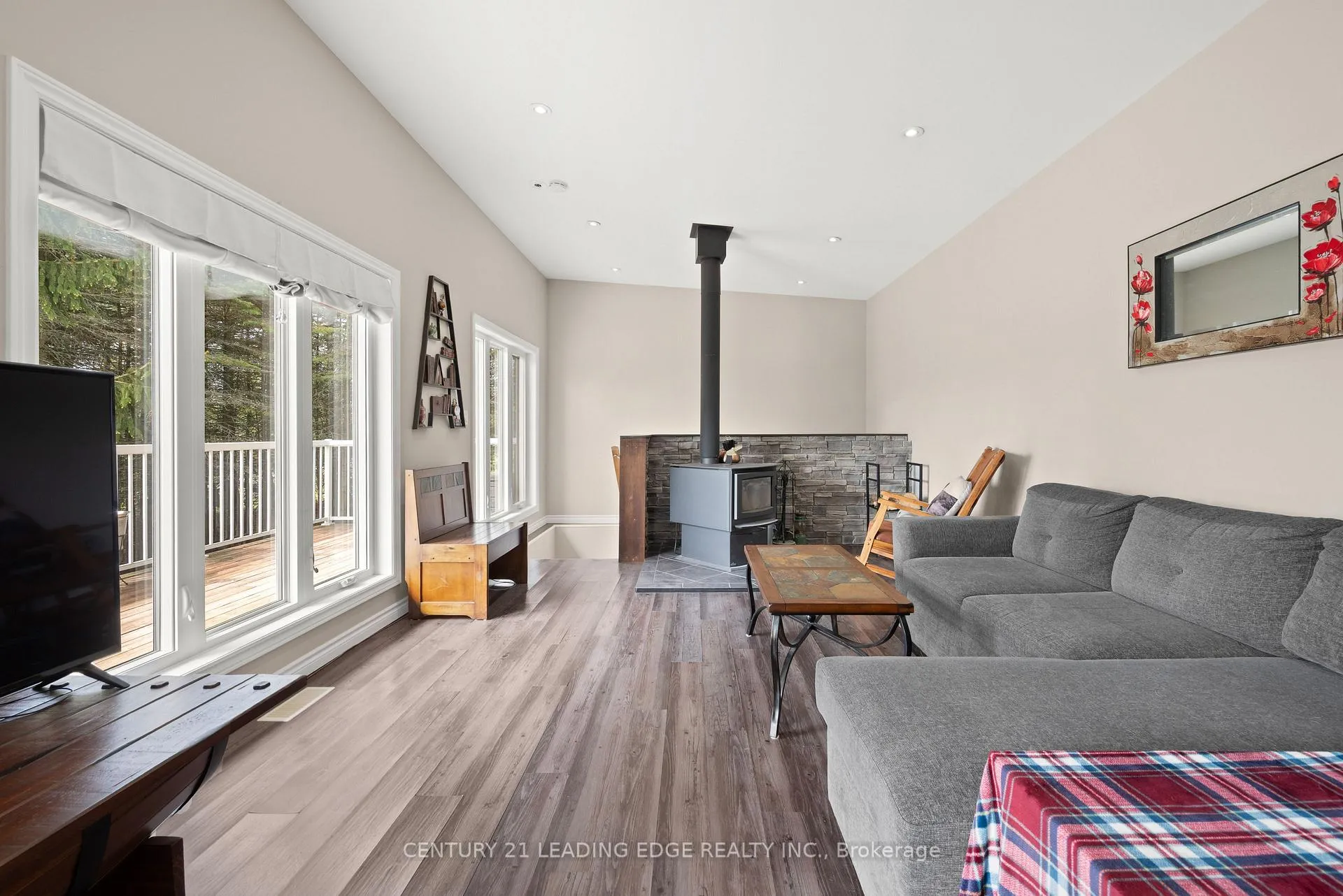 Photo 11 of 801 Ballyduff Road, Kawartha Lakes, Manvers — HOMEH