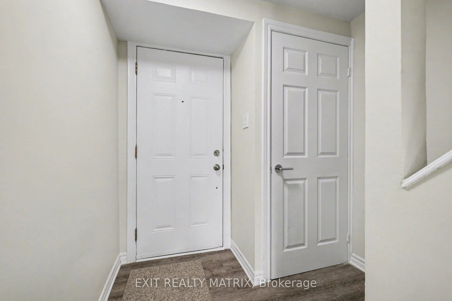 Photo 3 of Unit B, 1468 Heatherington Road, Ottawa, Heron Gate/Industrial Park — HOMEH