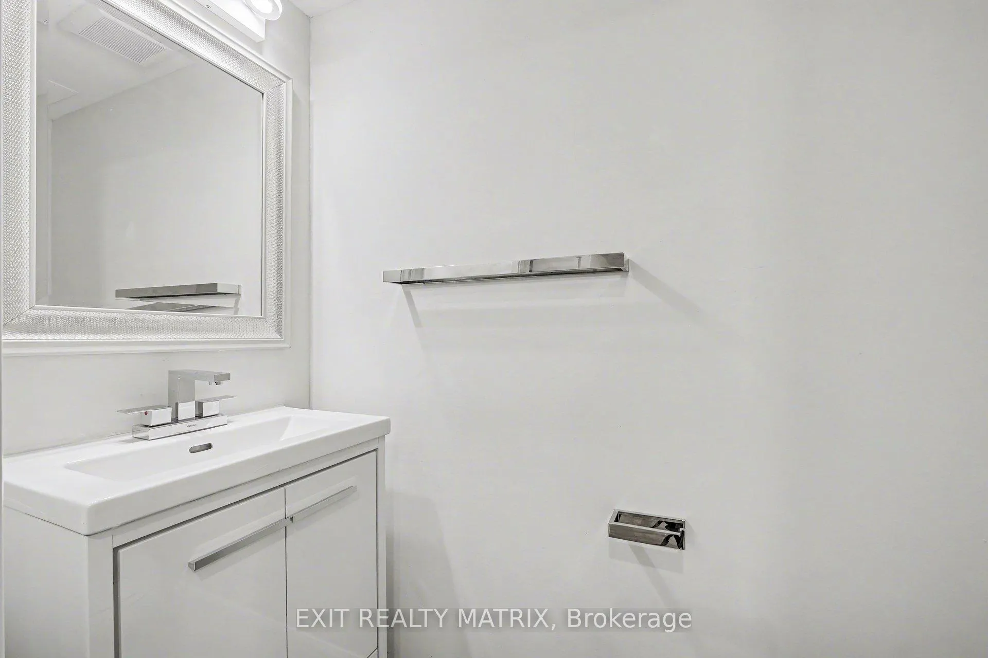 Photo 14 of Unit B, 1468 Heatherington Road, Ottawa, Heron Gate/Industrial Park — HOMEH