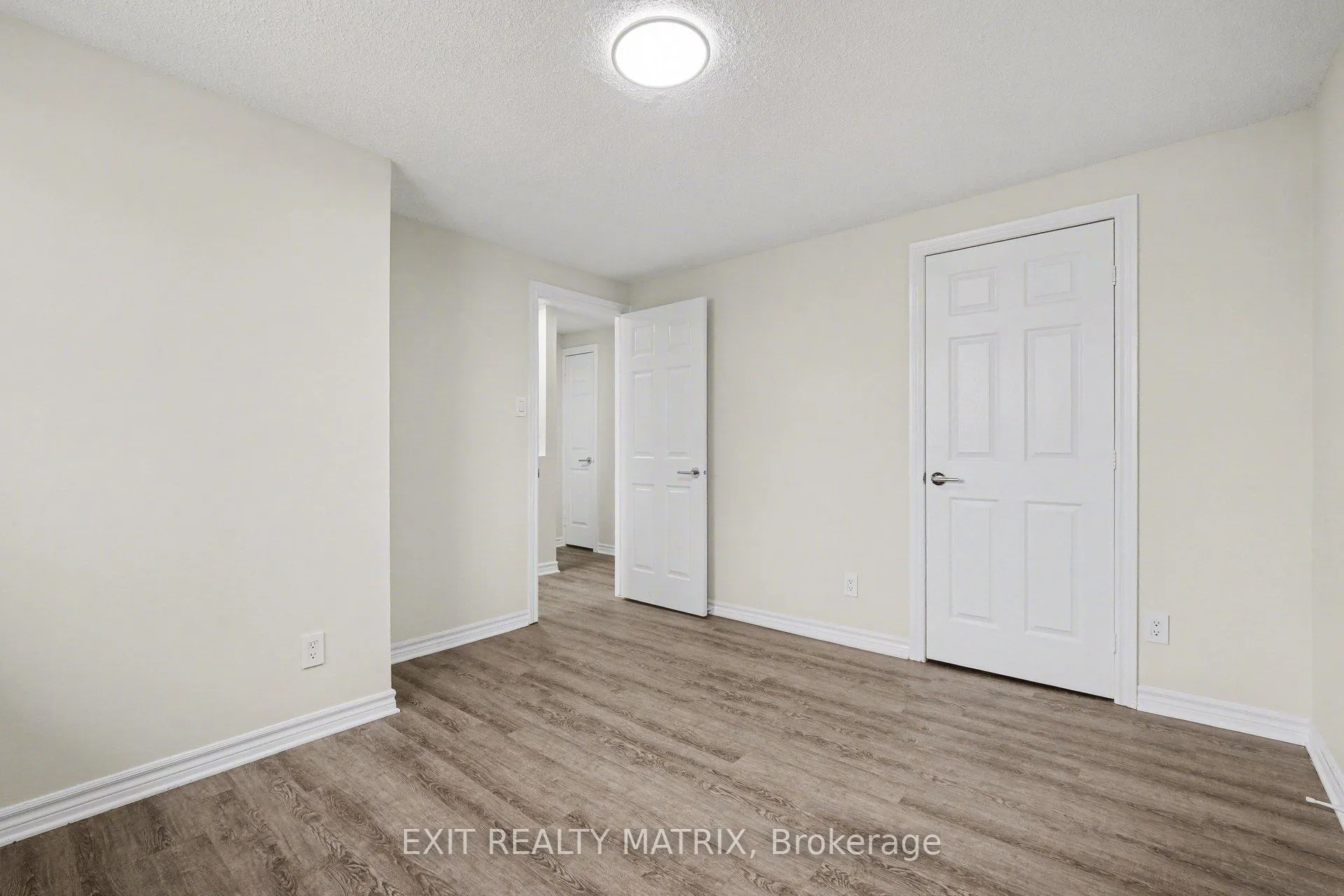 Photo 17 of Unit B, 1468 Heatherington Road, Ottawa, Heron Gate/Industrial Park — HOMEH