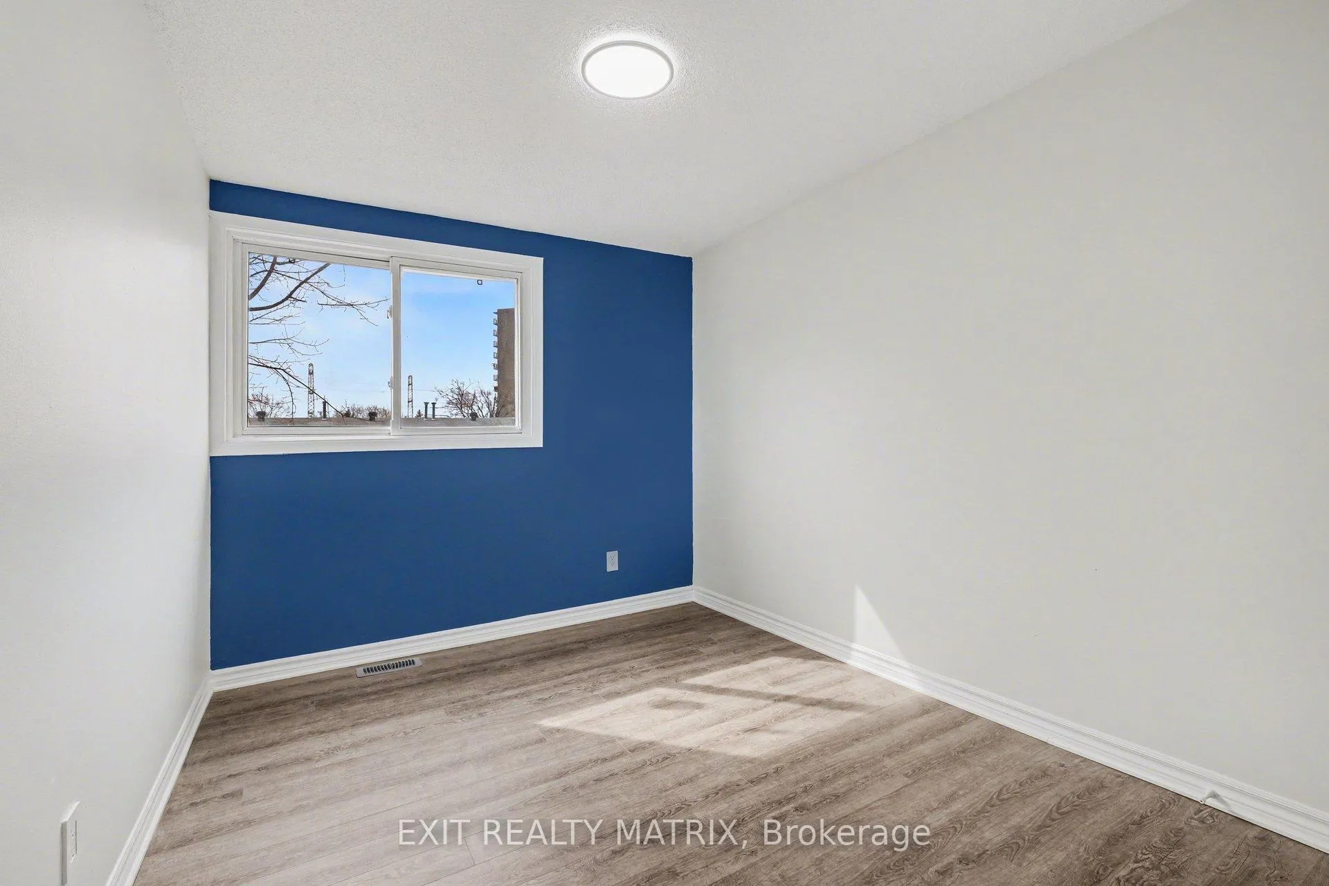 Photo 20 of Unit B, 1468 Heatherington Road, Ottawa, Heron Gate/Industrial Park — HOMEH