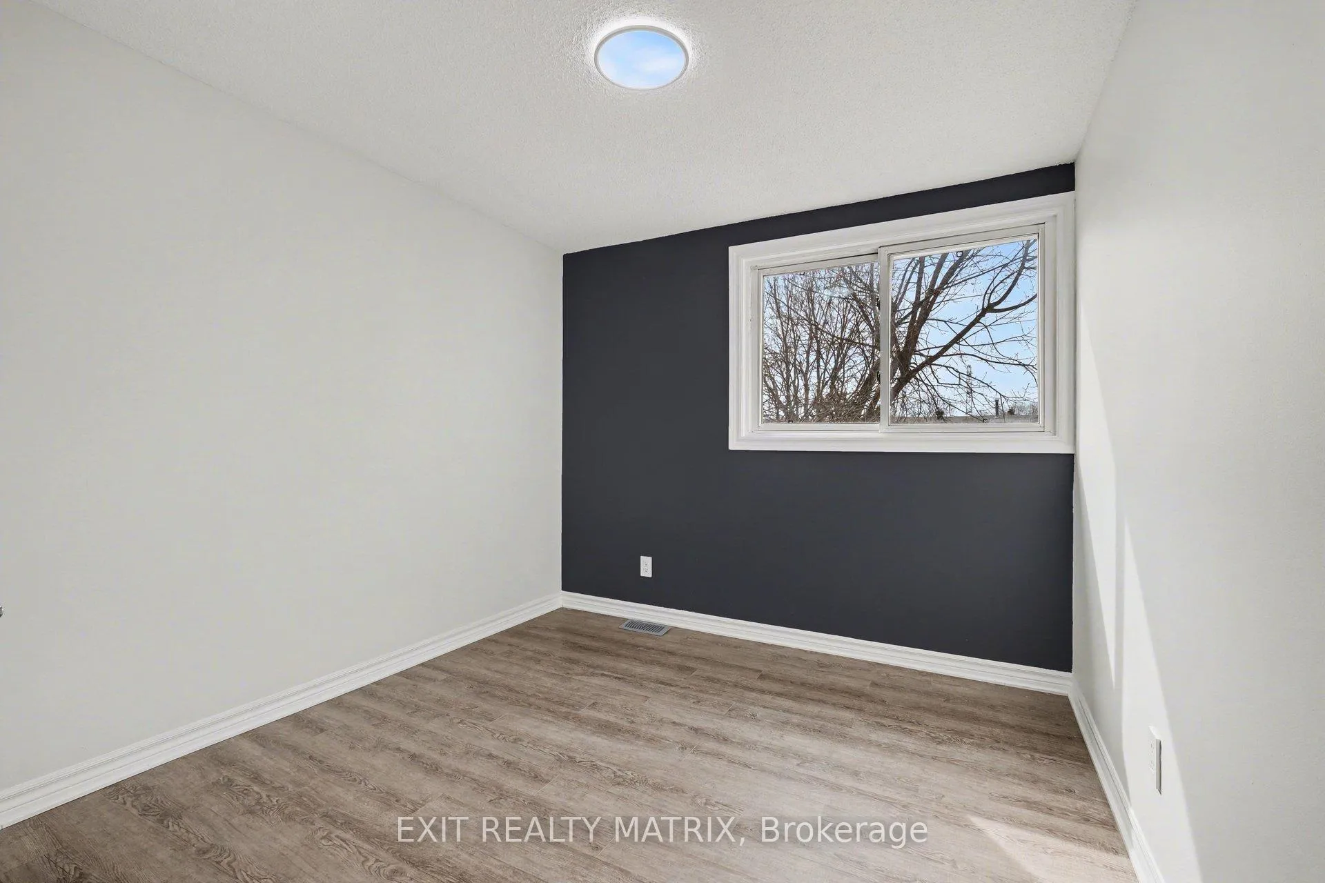 Photo 21 of Unit B, 1468 Heatherington Road, Ottawa, Heron Gate/Industrial Park — HOMEH
