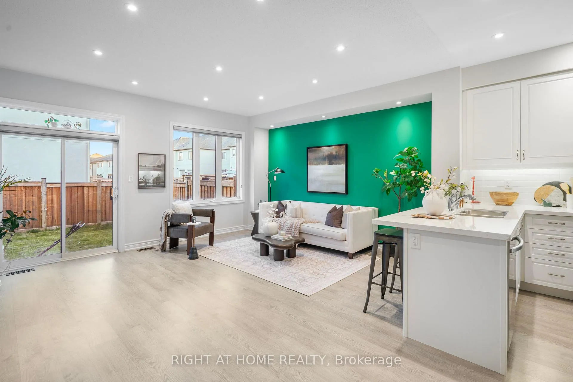 Photo 6 of 127 Benadir Avenue, Caledon, Rural Caledon — HOMEH