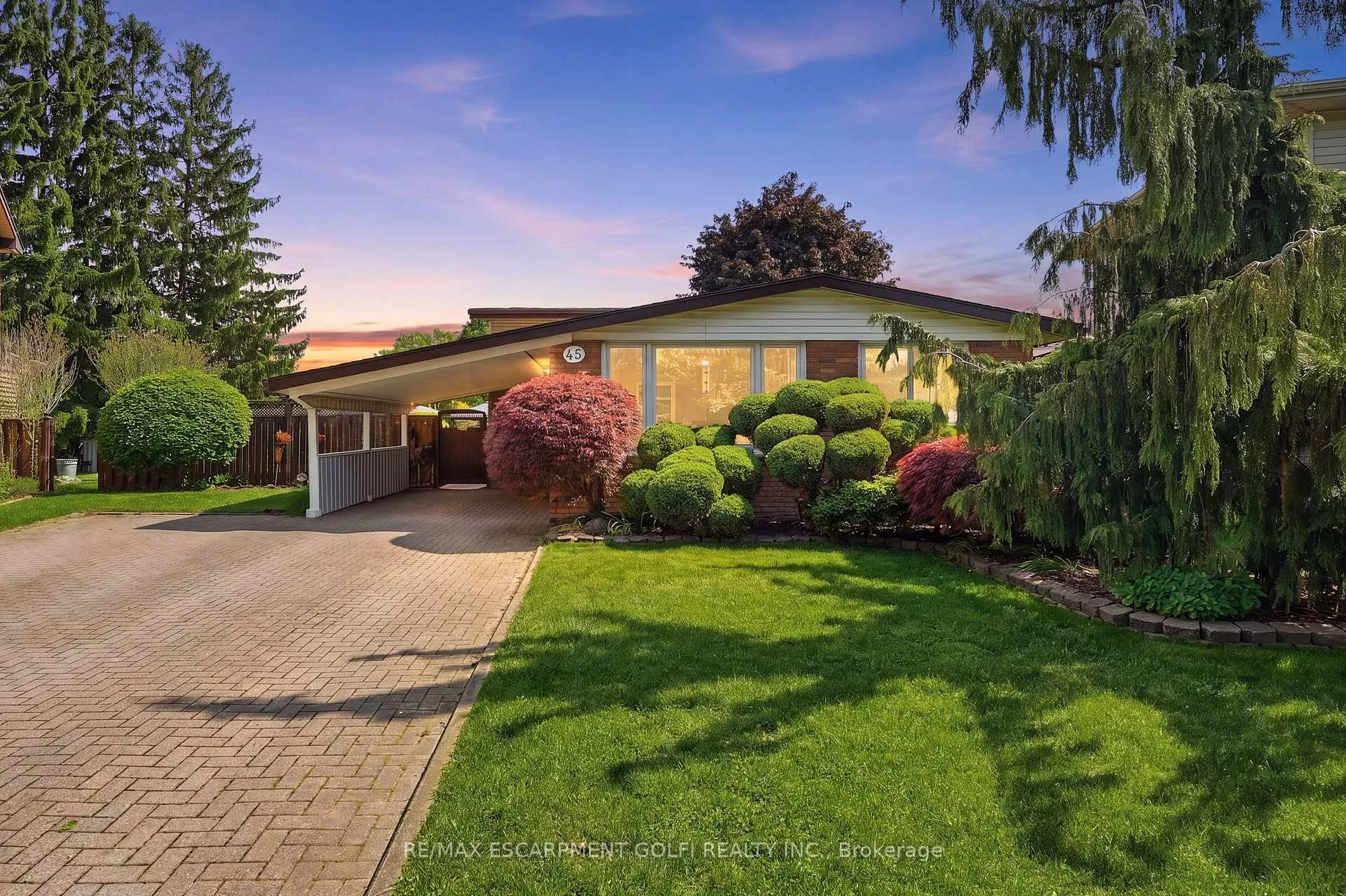 Photo 1 of 45 Tanglewood Terrace, Brantford — HOMEH