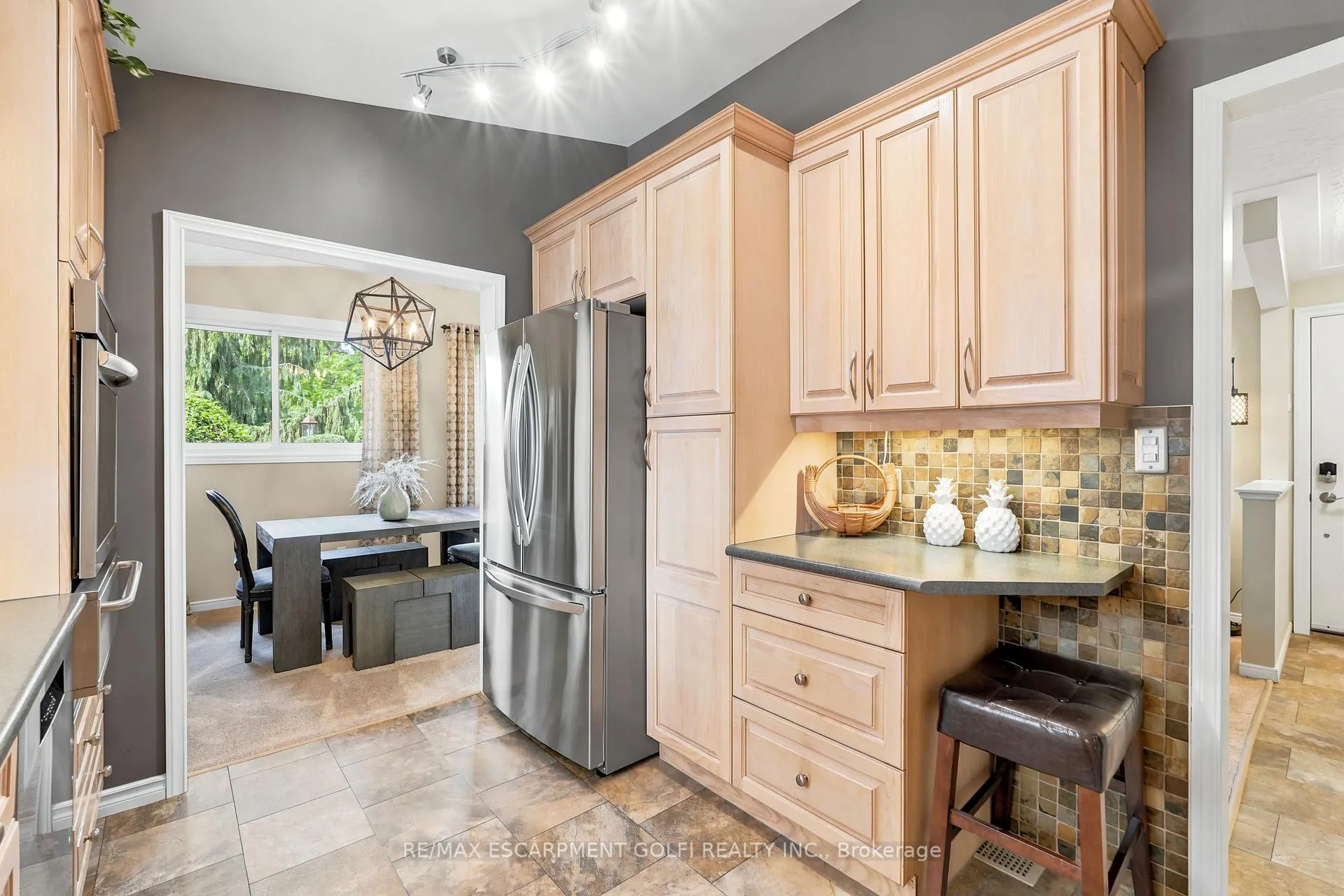 Photo 14 of 45 Tanglewood Terrace, Brantford — HOMEH