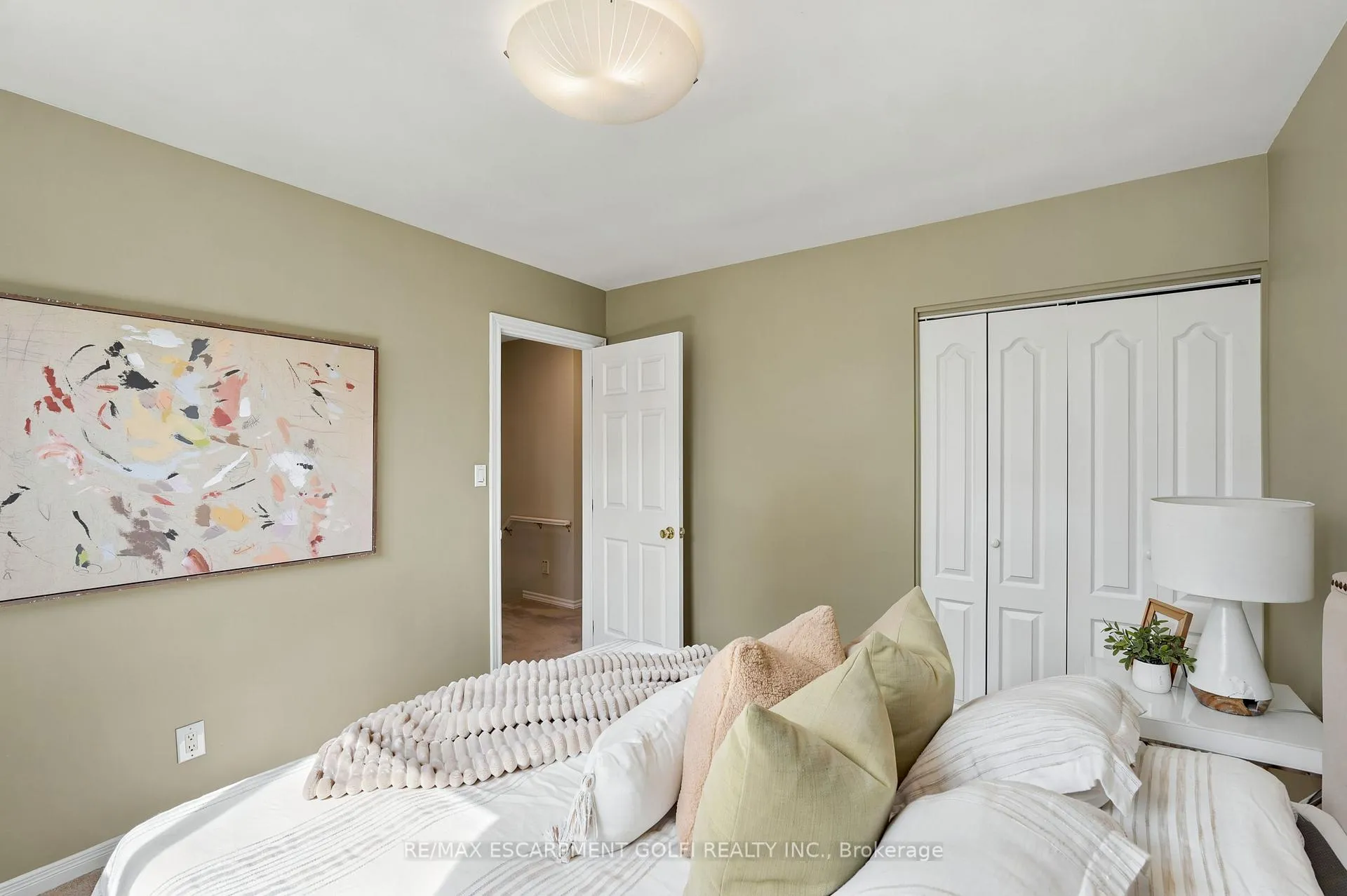 Photo 19 of 45 Tanglewood Terrace, Brantford — HOMEH