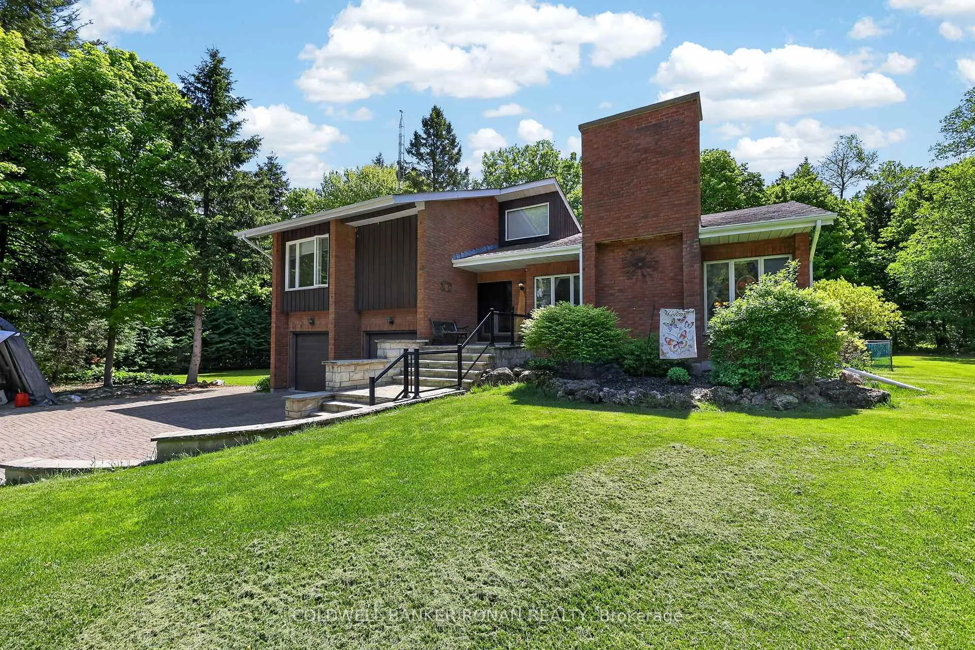 Photo 3 of 5565 5th Line, New Tecumseth, Rural New Tecumseth — HOMEH