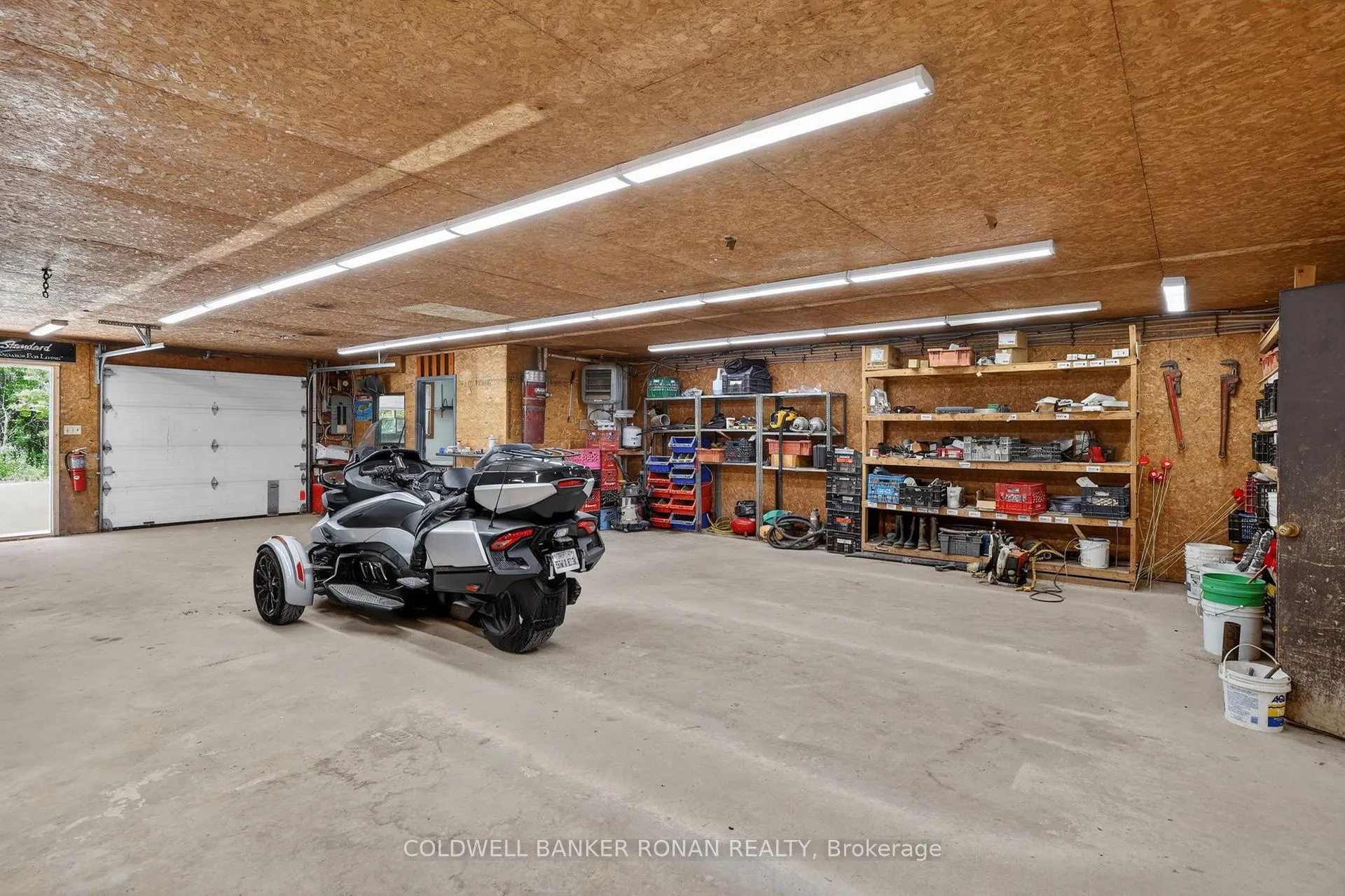 Photo 38 of 5565 5th Line, New Tecumseth, Rural New Tecumseth — HOMEH