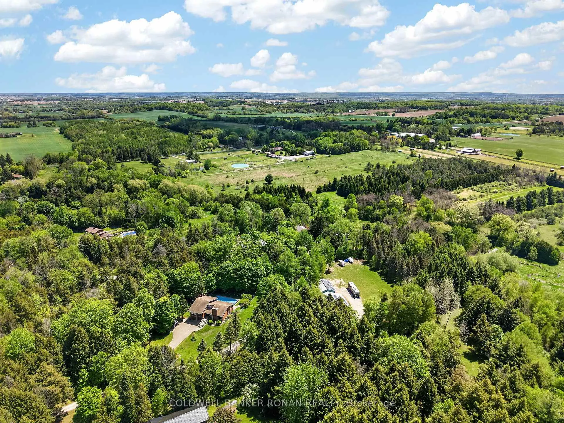 Photo 49 of 5565 5th Line, New Tecumseth, Rural New Tecumseth — HOMEH