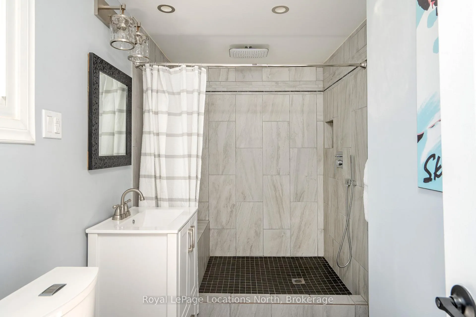 Photo 27 of 26 Dickson Road, Collingwood — HOMEH