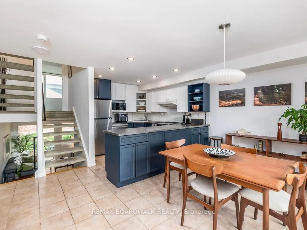 Photo 14 of 41 Putman Avenue, Ottawa, Lindenlea — HOMEH