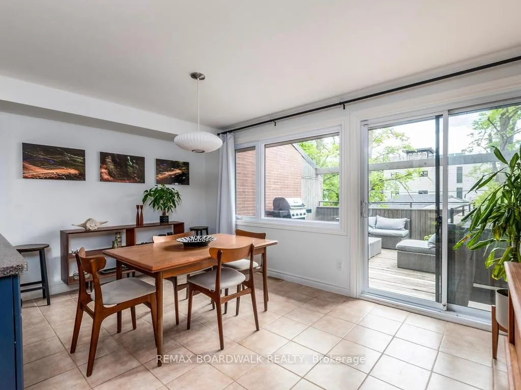 Photo 21 of 41 Putman Avenue, Ottawa, Lindenlea — HOMEH