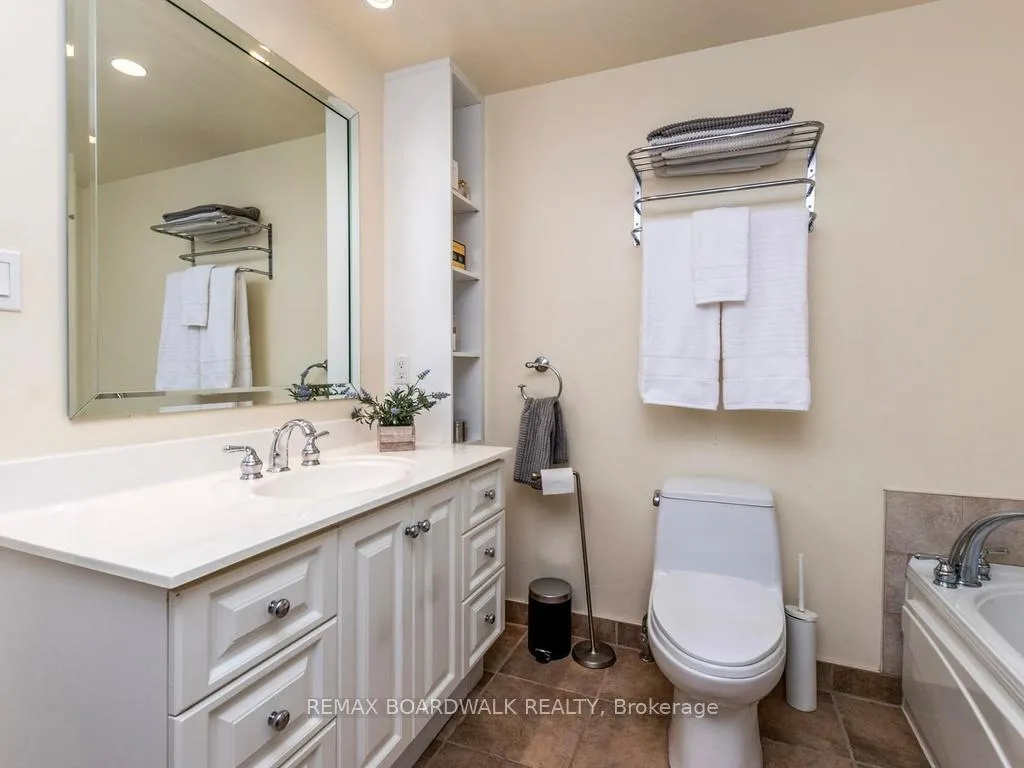Photo 29 of 41 Putman Avenue, Ottawa, Lindenlea — HOMEH