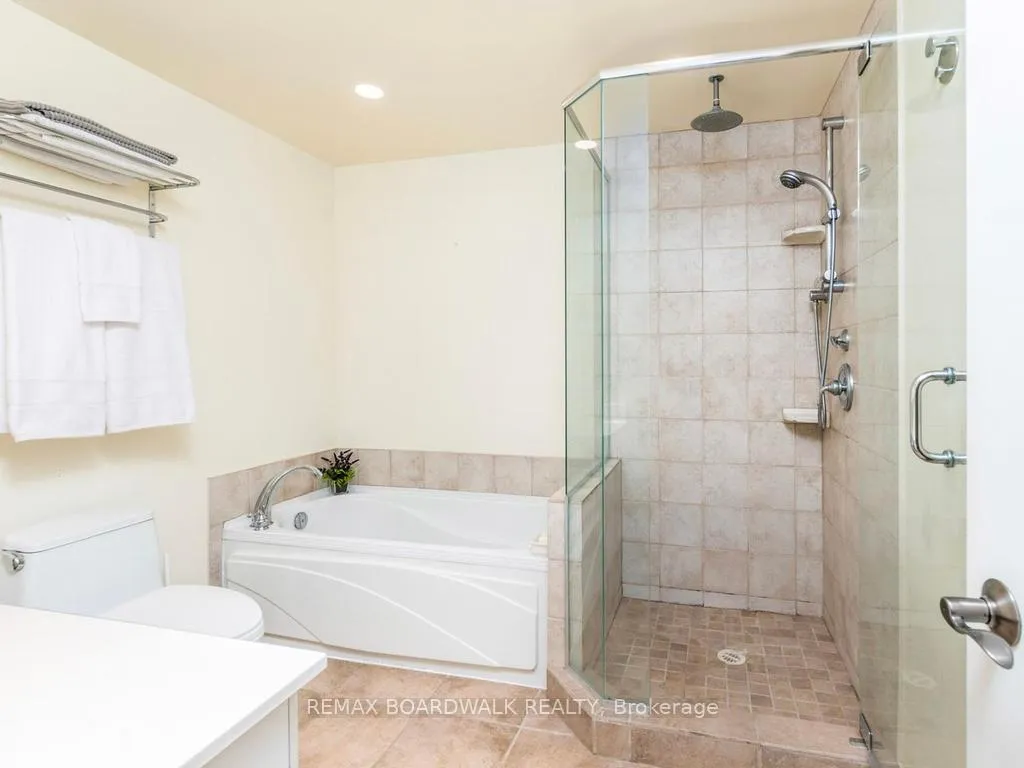 Photo 30 of 41 Putman Avenue, Ottawa, Lindenlea — HOMEH
