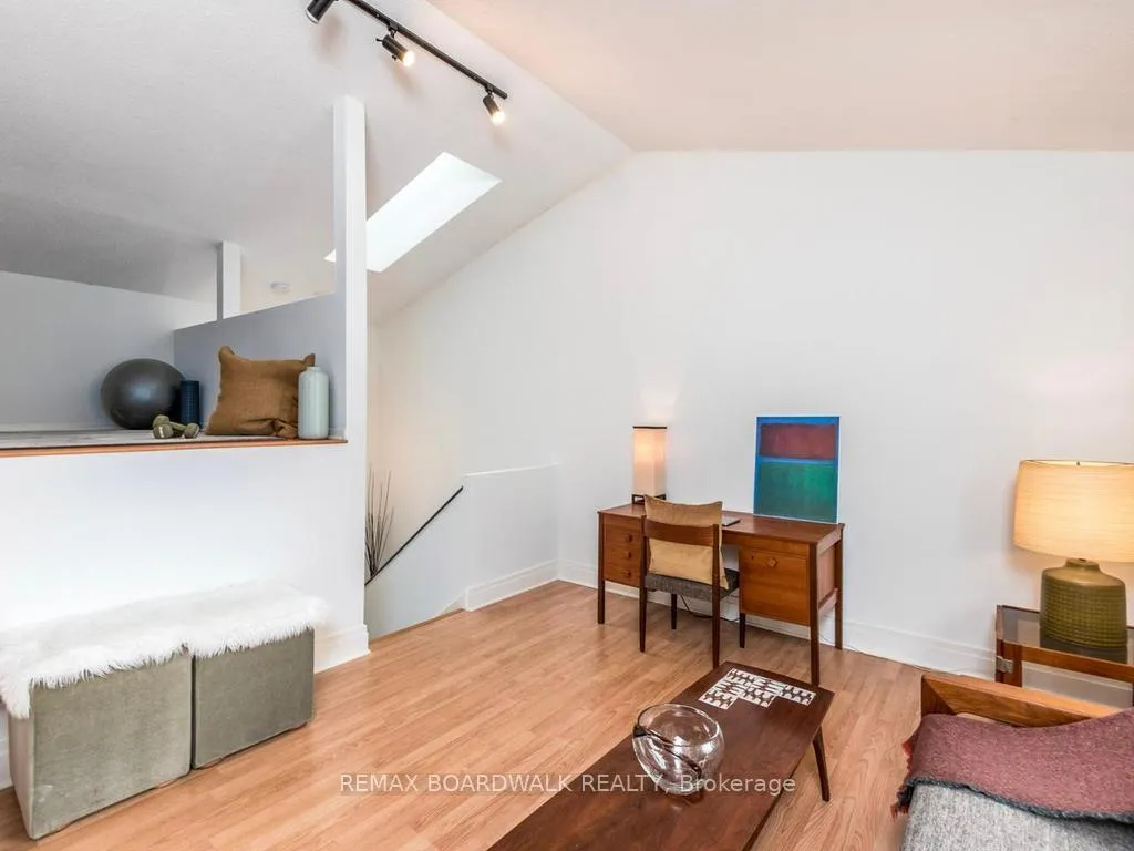 Photo 32 of 41 Putman Avenue, Ottawa, Lindenlea — HOMEH