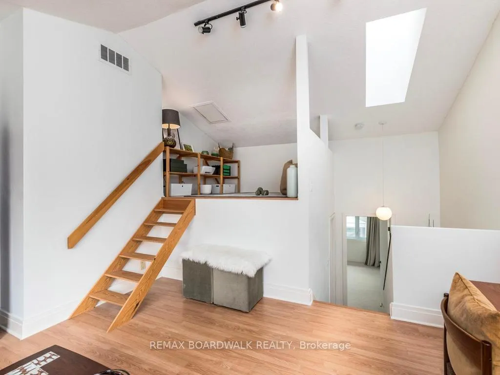 Photo 33 of 41 Putman Avenue, Ottawa, Lindenlea — HOMEH