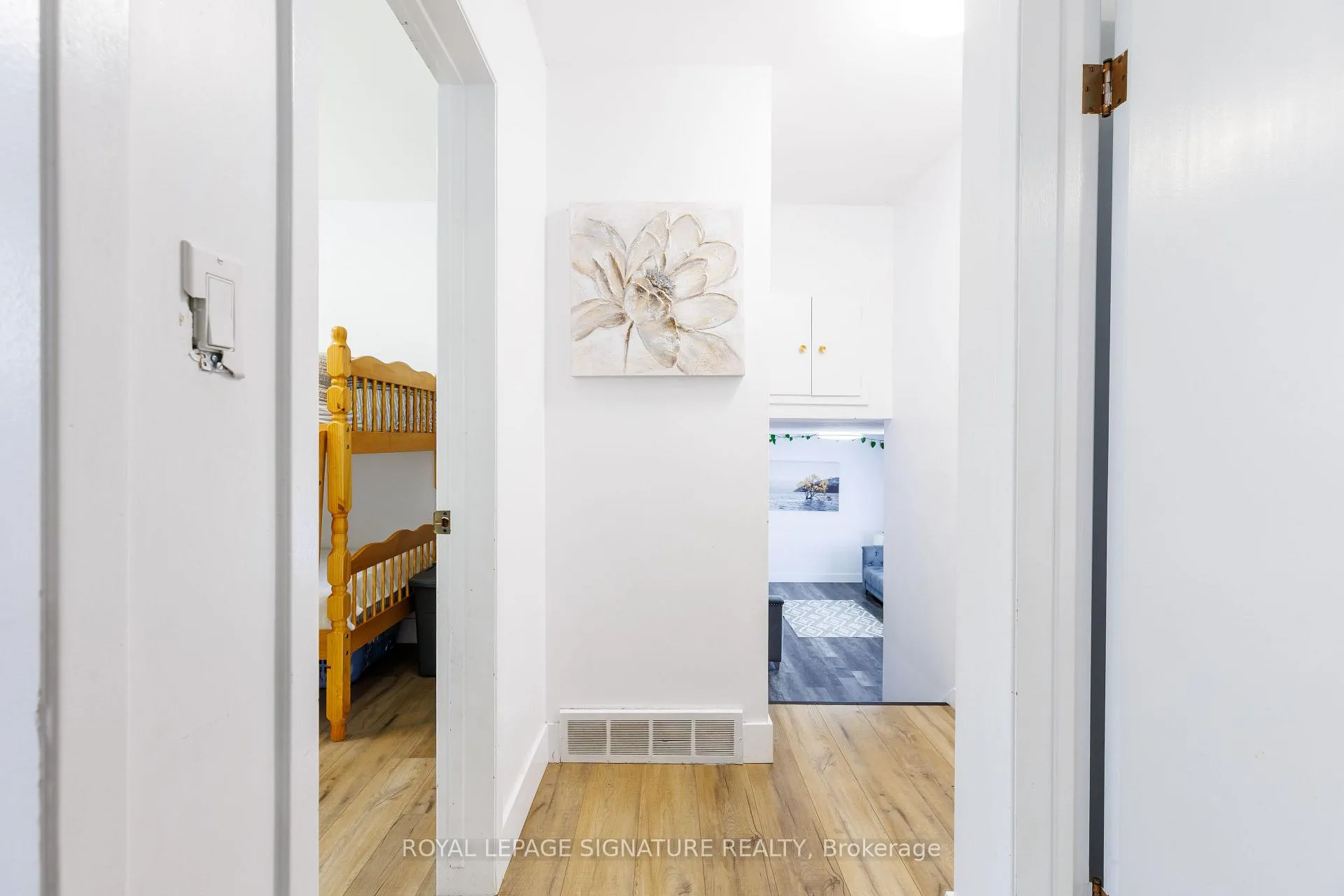 Photo 16 of 18 Silverdale Crescent, London, South T — HOMEH