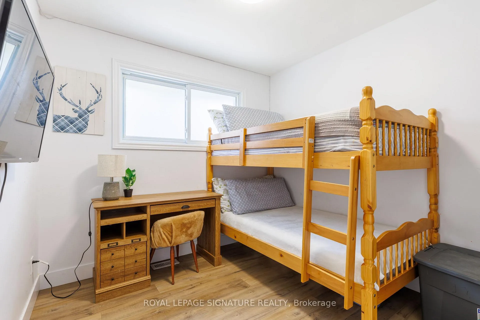 Photo 17 of 18 Silverdale Crescent, London, South T — HOMEH