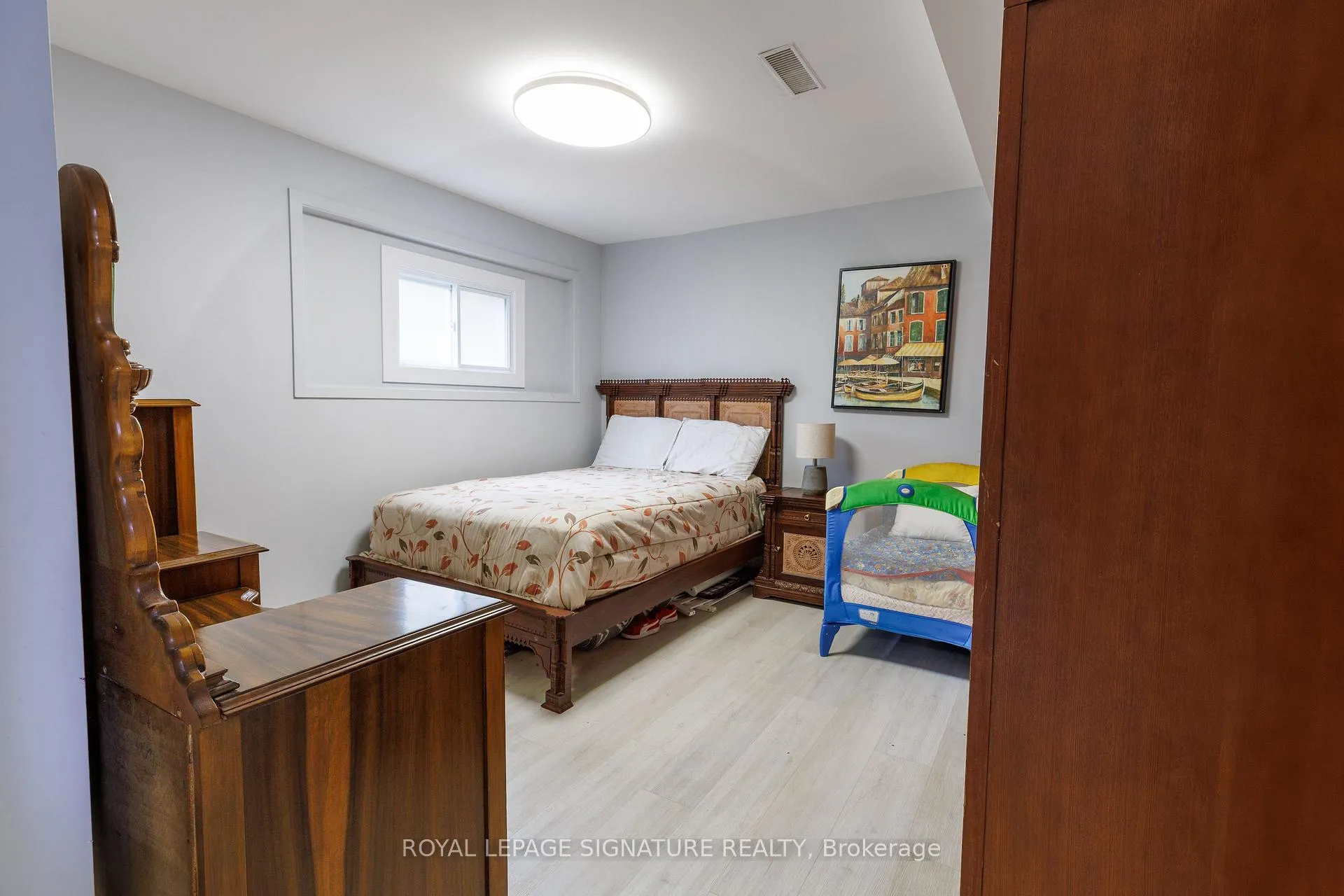 Photo 27 of 18 Silverdale Crescent, London, South T — HOMEH
