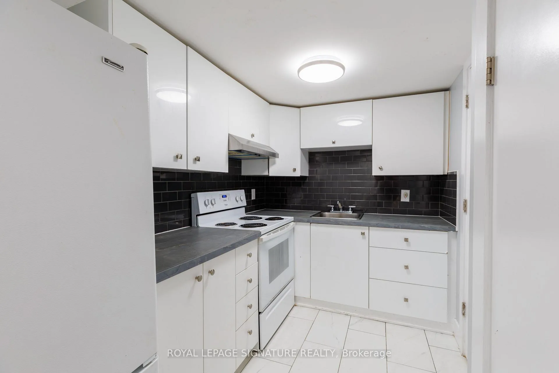 Photo 29 of 18 Silverdale Crescent, London, South T — HOMEH
