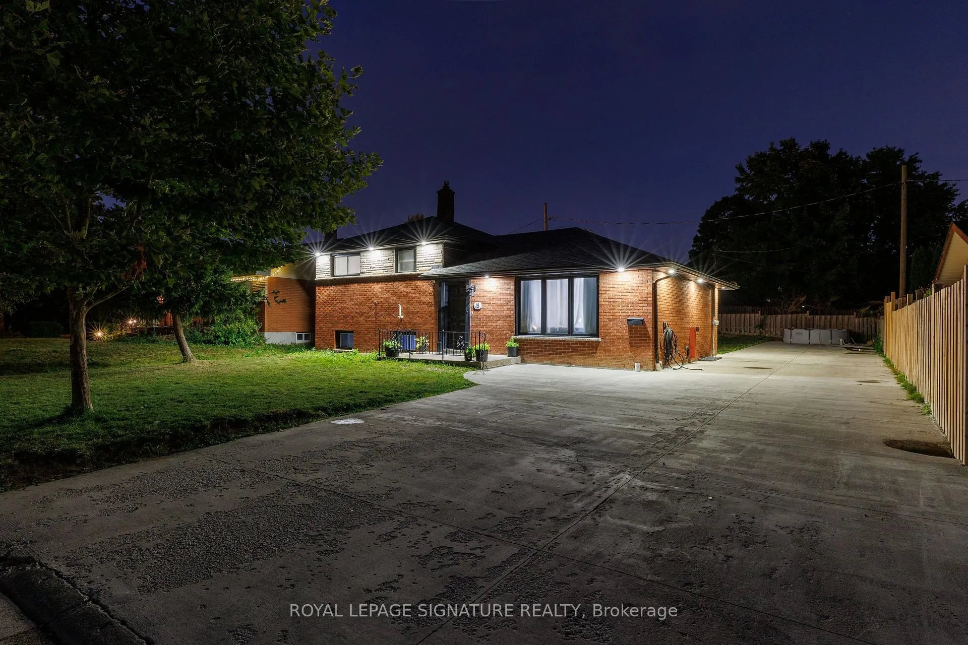 Photo 33 of 18 Silverdale Crescent, London, South T — HOMEH