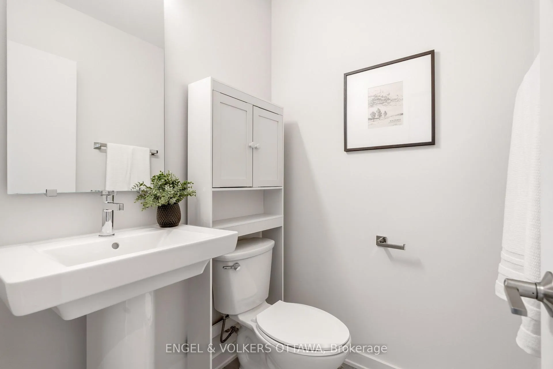 Photo 18 of 256 Shuttleworth Drive, Ottawa, Leitrim — HOMEH