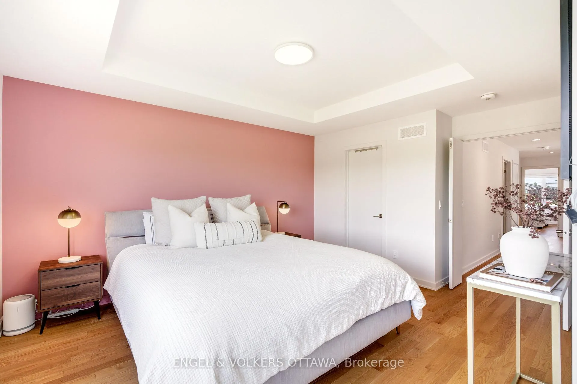 Photo 25 of 256 Shuttleworth Drive, Ottawa, Leitrim — HOMEH