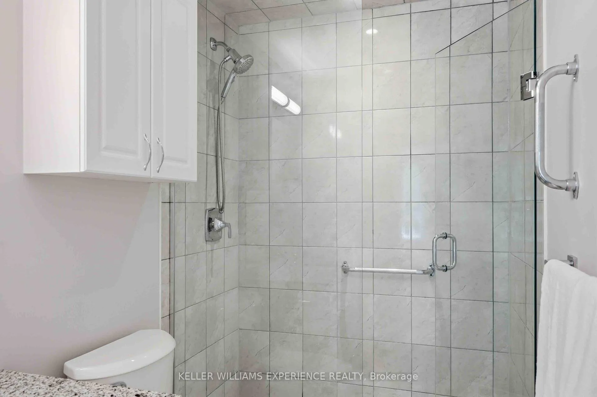 Photo 26 of Unit 312, 304 Essa Road, Barrie, 400 West — HOMEH