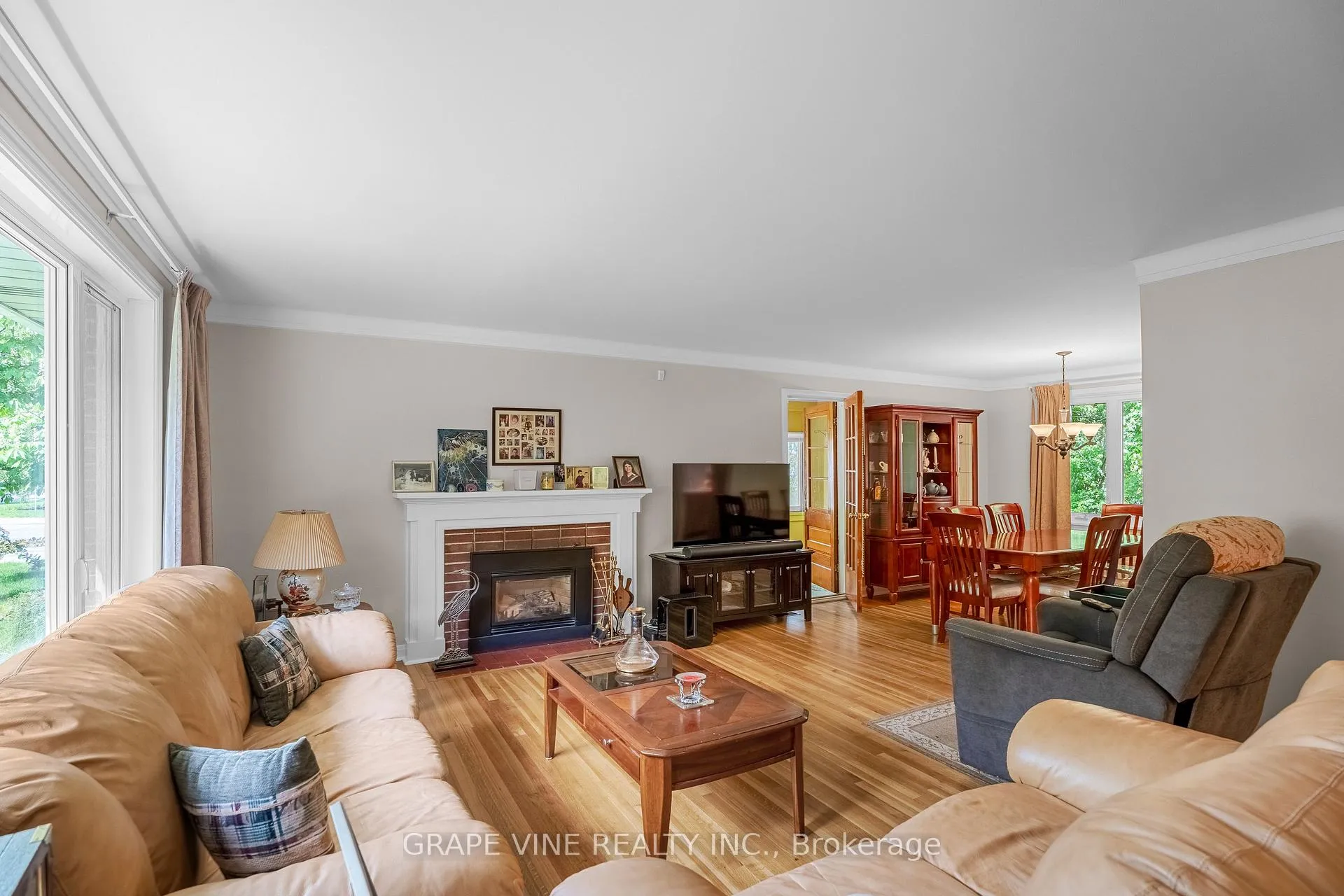 Photo 11 of 2201 Braeside Avenue, Ottawa, Alta Vista — HOMEH