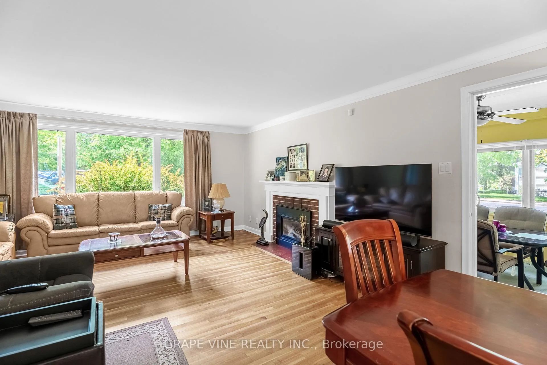 Photo 15 of 2201 Braeside Avenue, Ottawa, Alta Vista — HOMEH