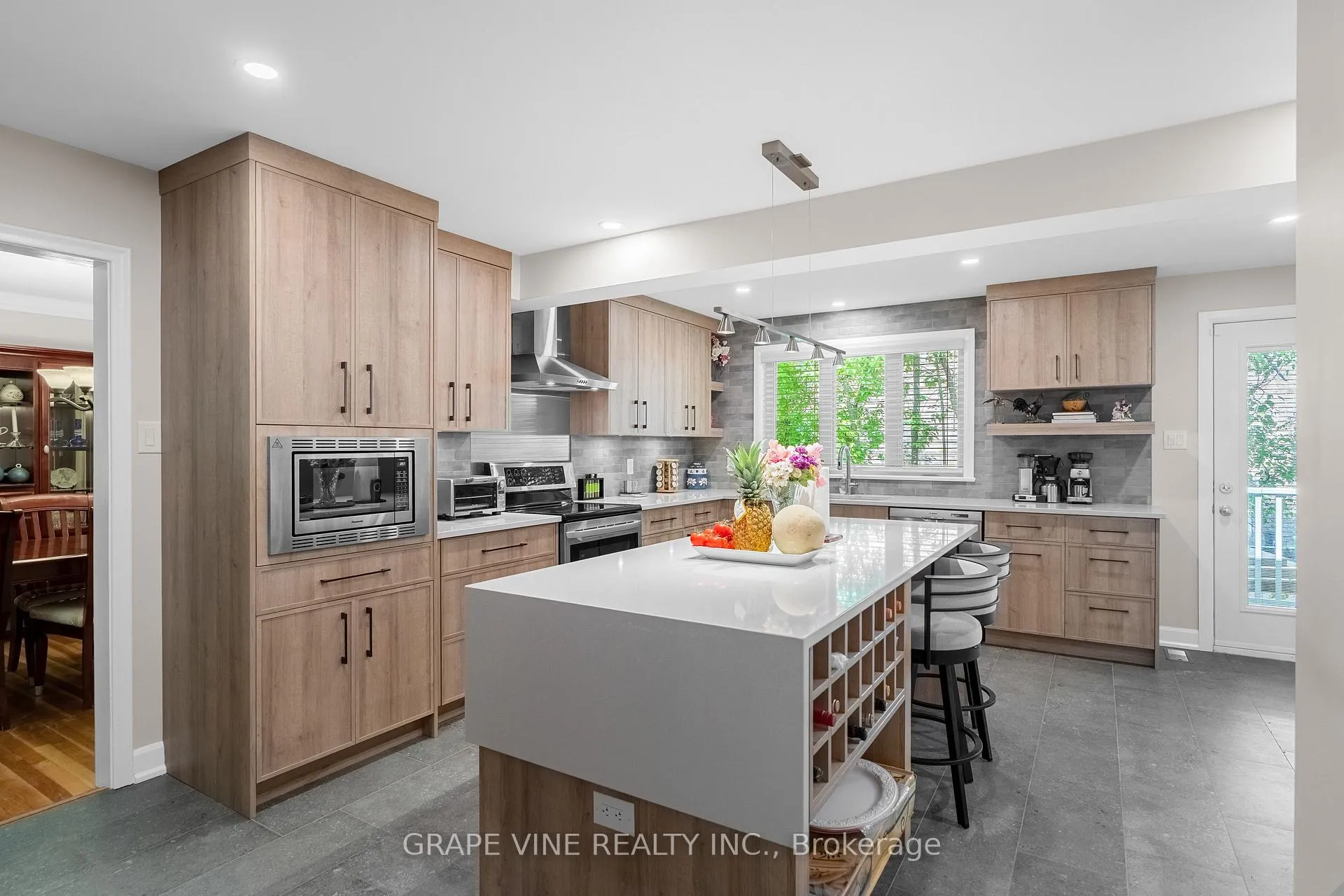 Photo 19 of 2201 Braeside Avenue, Ottawa, Alta Vista — HOMEH
