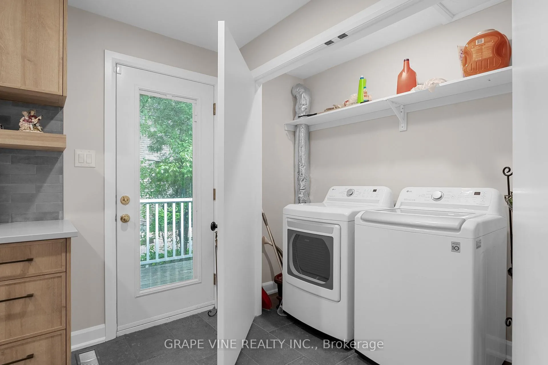 Photo 24 of 2201 Braeside Avenue, Ottawa, Alta Vista — HOMEH