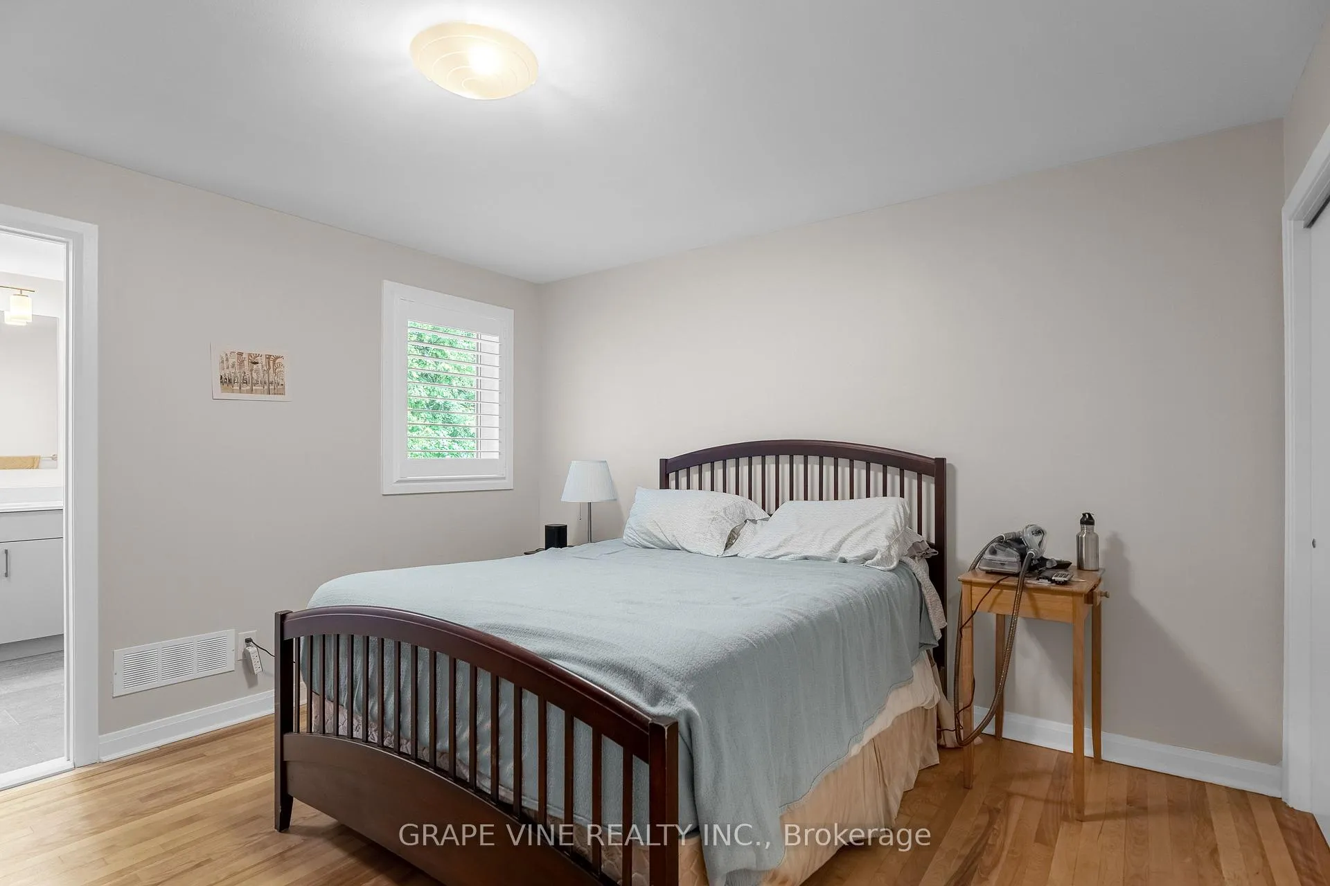 Photo 25 of 2201 Braeside Avenue, Ottawa, Alta Vista — HOMEH