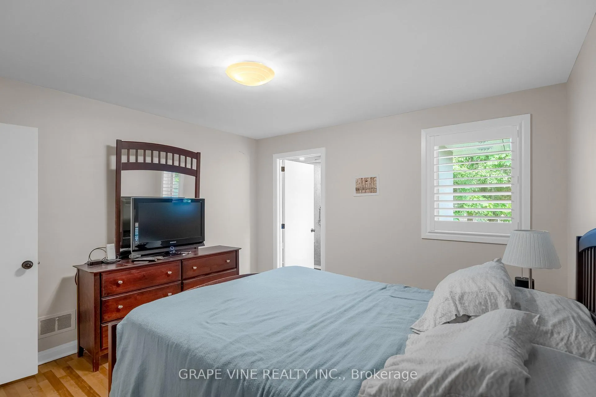 Photo 28 of 2201 Braeside Avenue, Ottawa, Alta Vista — HOMEH