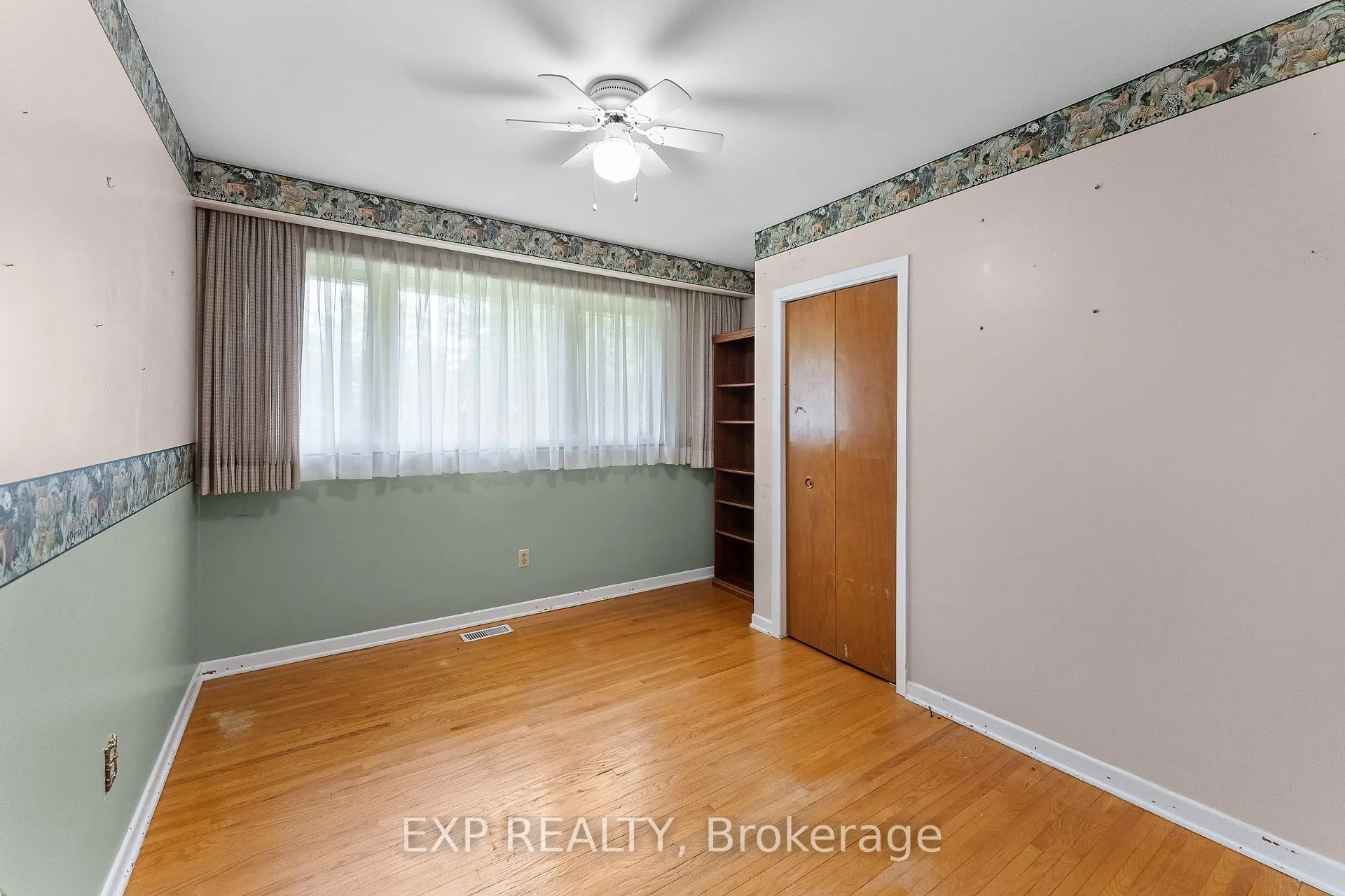 Photo 19 of 27 Mississauga Road, St. Catharines, Lakeshore — HOMEH