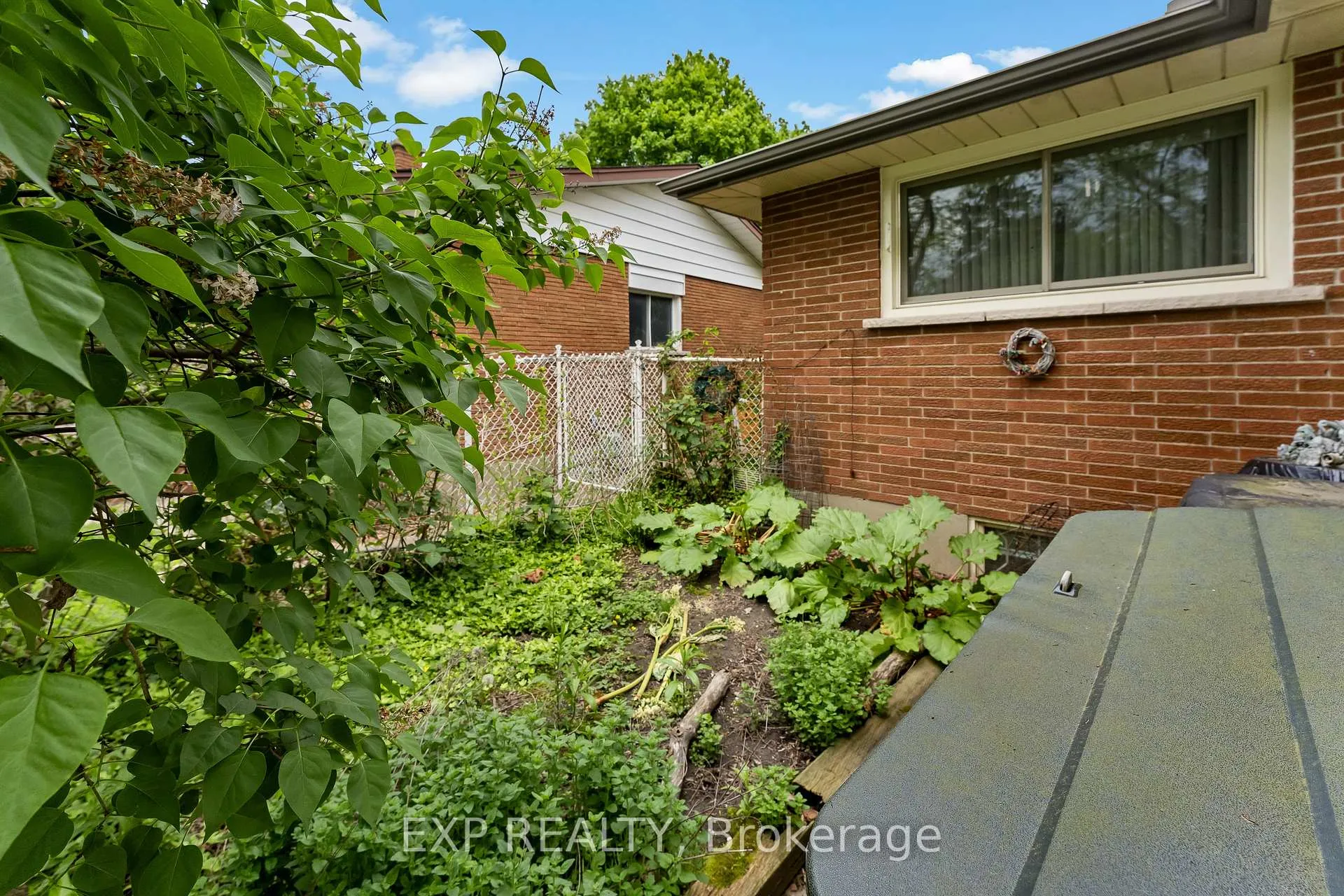 Photo 32 of 27 Mississauga Road, St. Catharines, Lakeshore — HOMEH