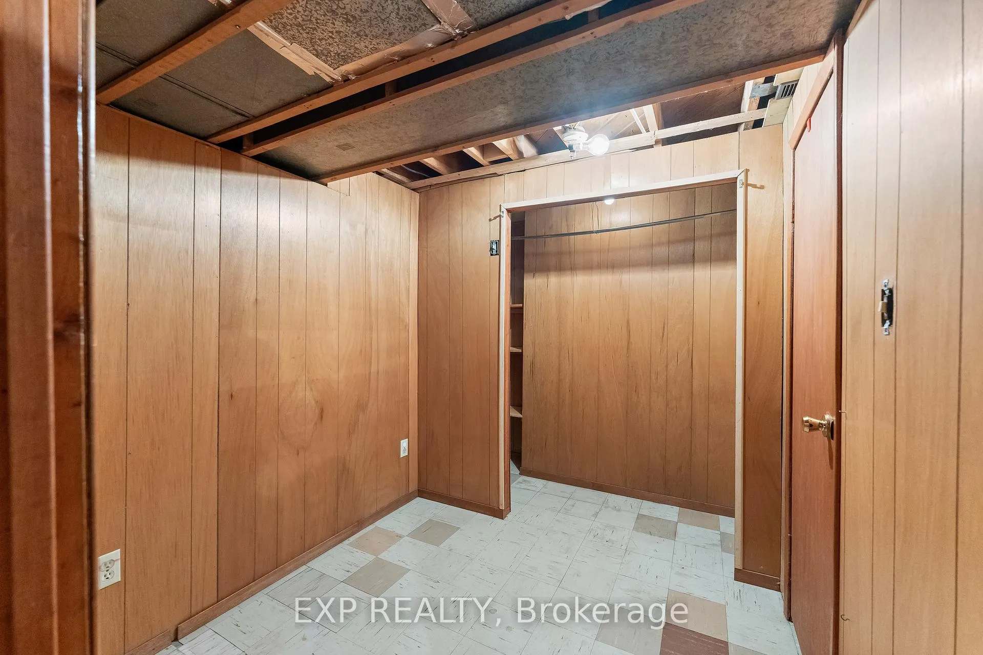 Photo 39 of 27 Mississauga Road, St. Catharines, Lakeshore — HOMEH
